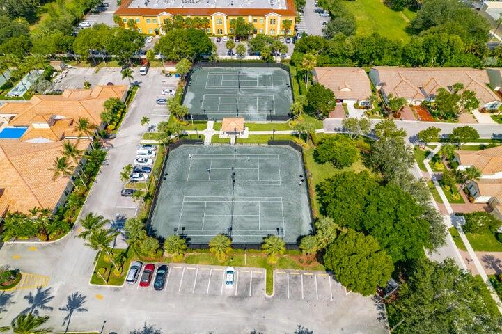 6114 Heliconia Road