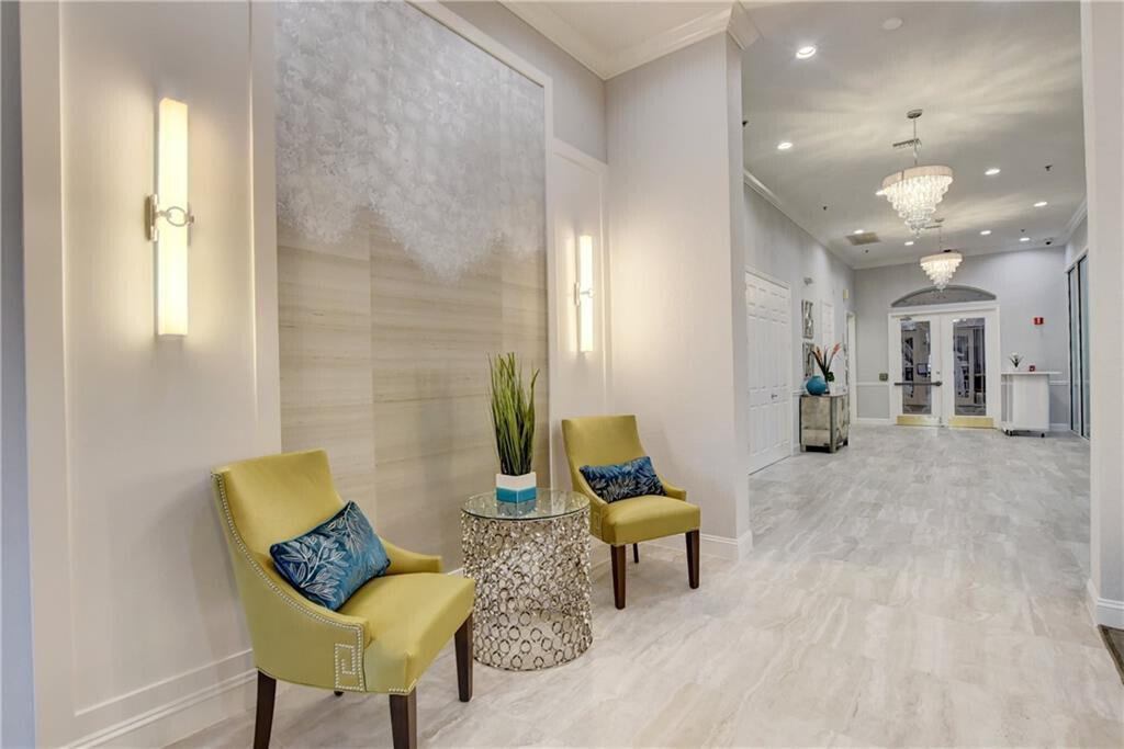 6114 Heliconia Road