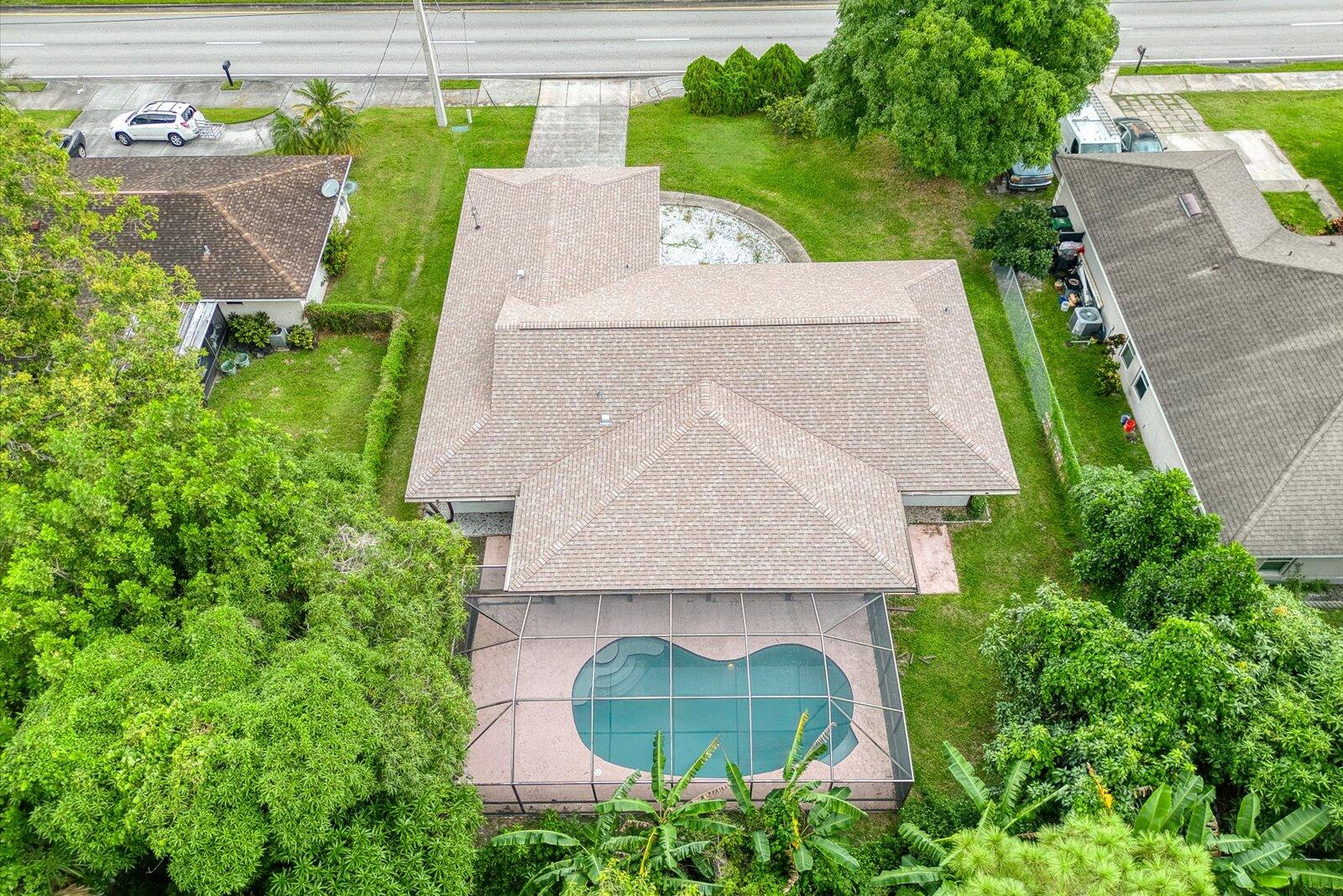 1662 SW Airoso Boulevard