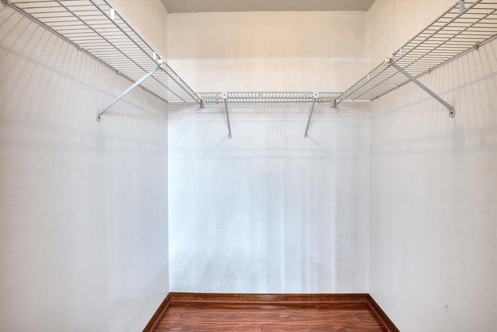 1662 SW Airoso Boulevard