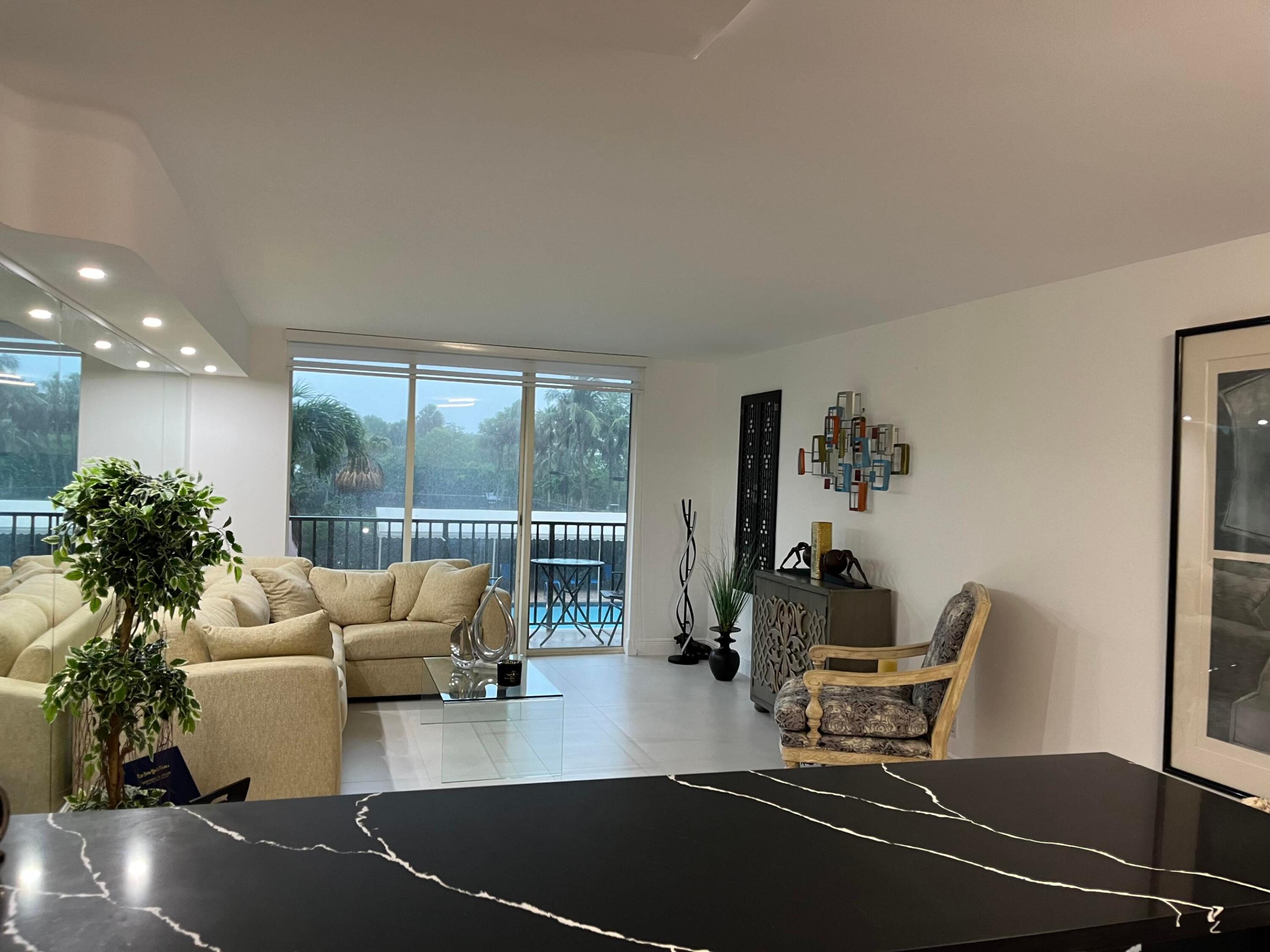 2121 N Ocean Boulevard 207