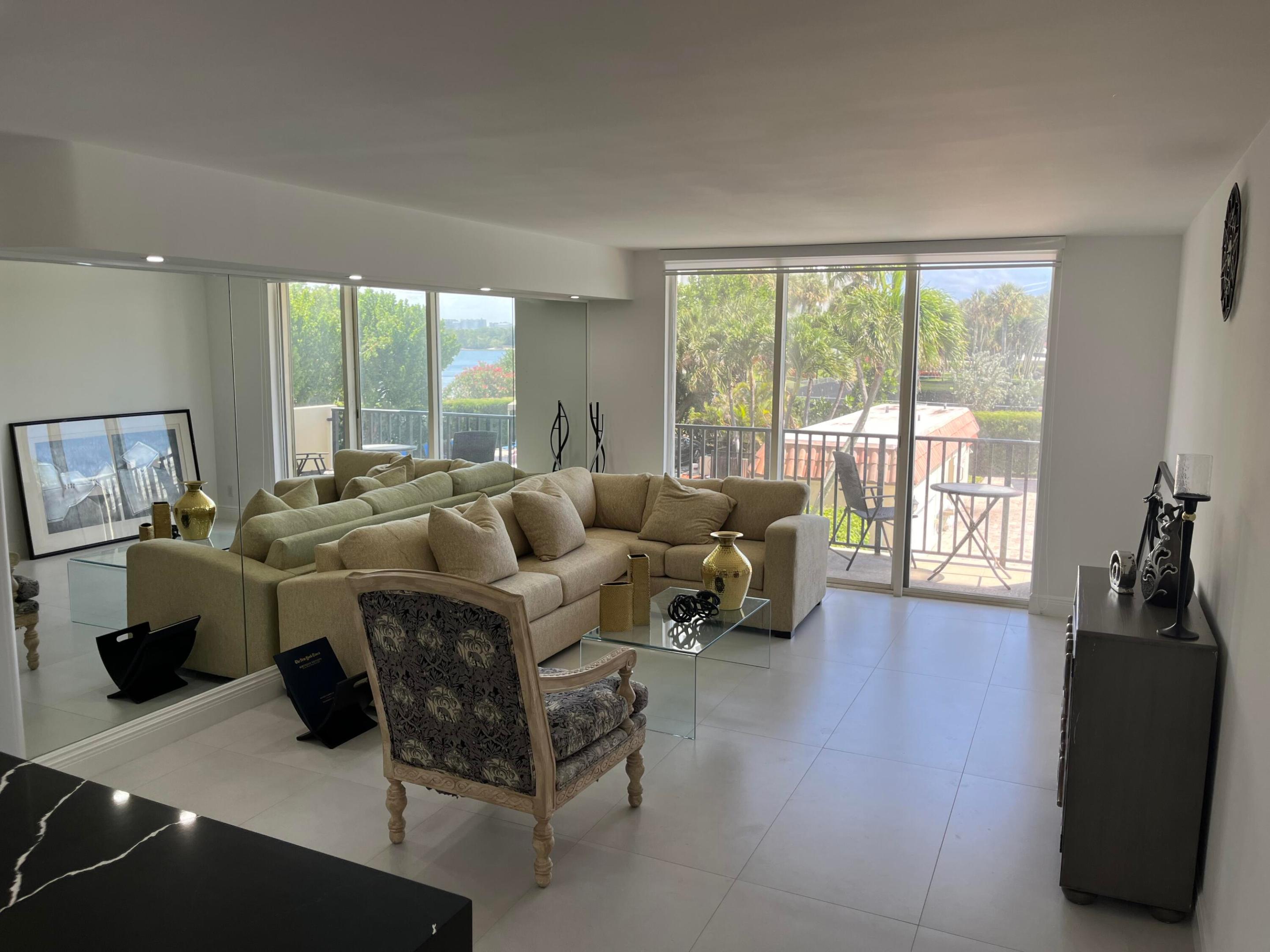 2121 N Ocean Boulevard 207