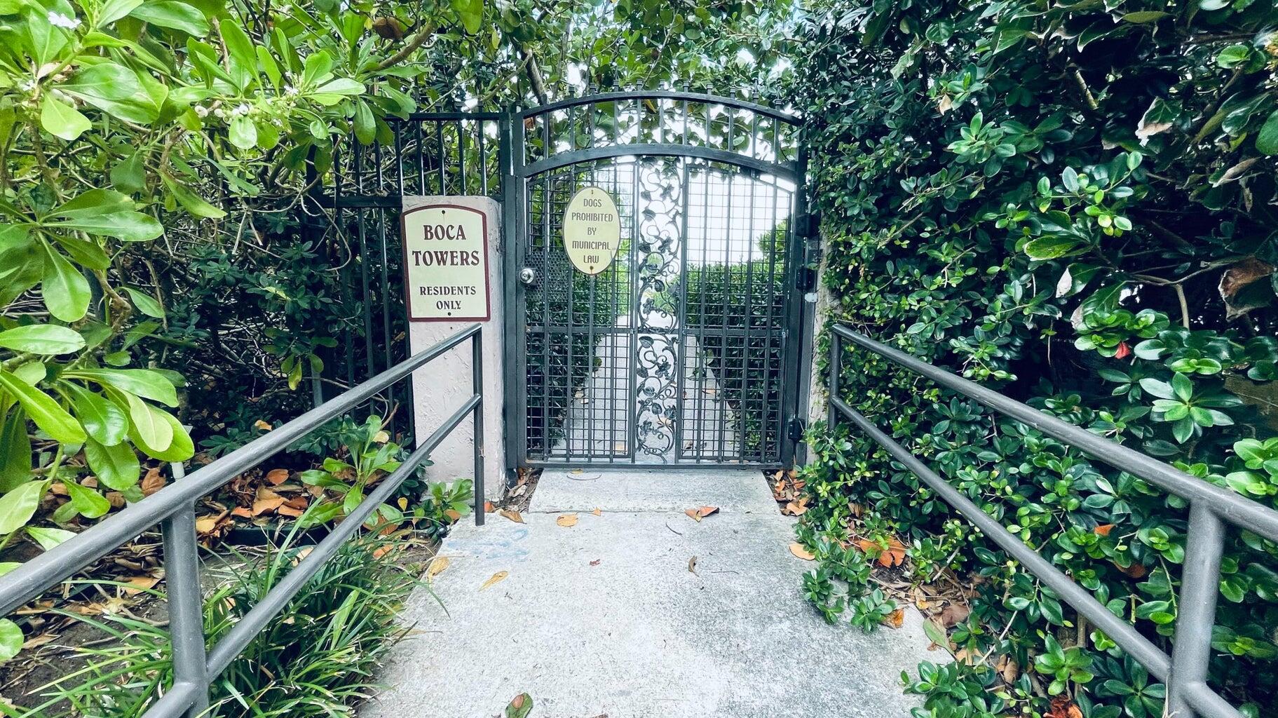 2121 N Ocean Boulevard 207