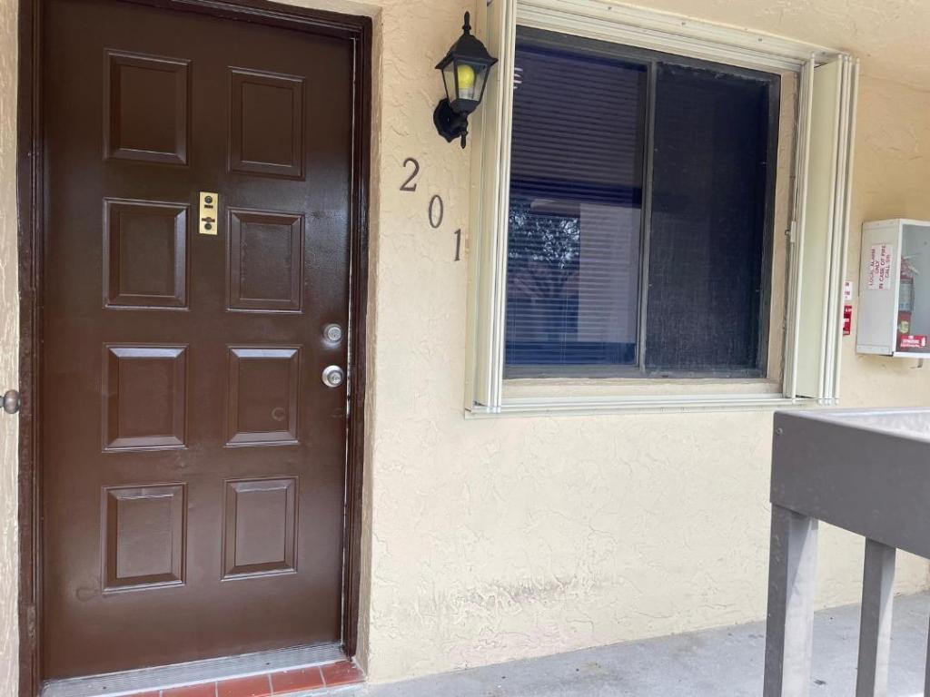 21938 Remsen Terrace 201