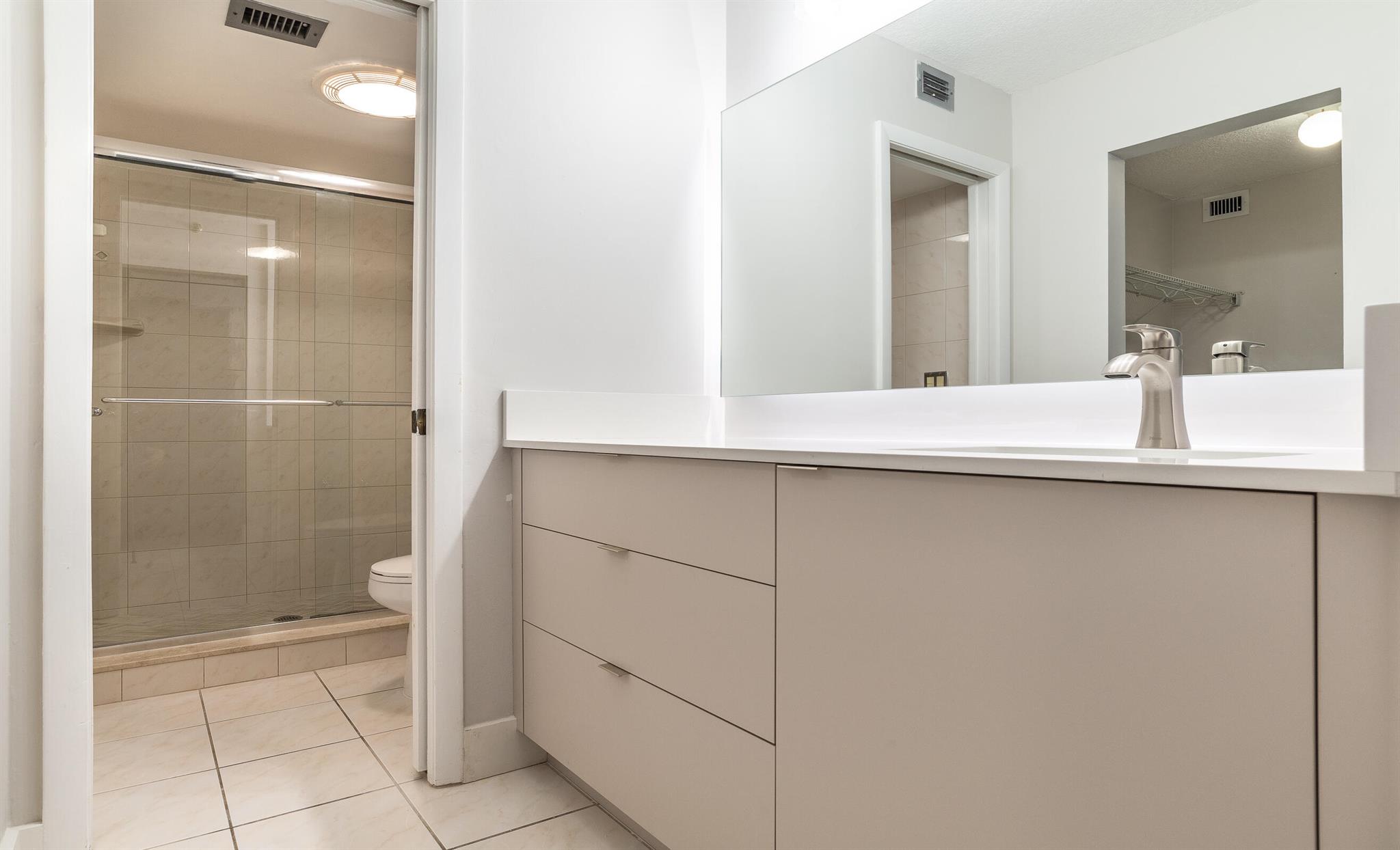 1850 Homewood Boulevard 216