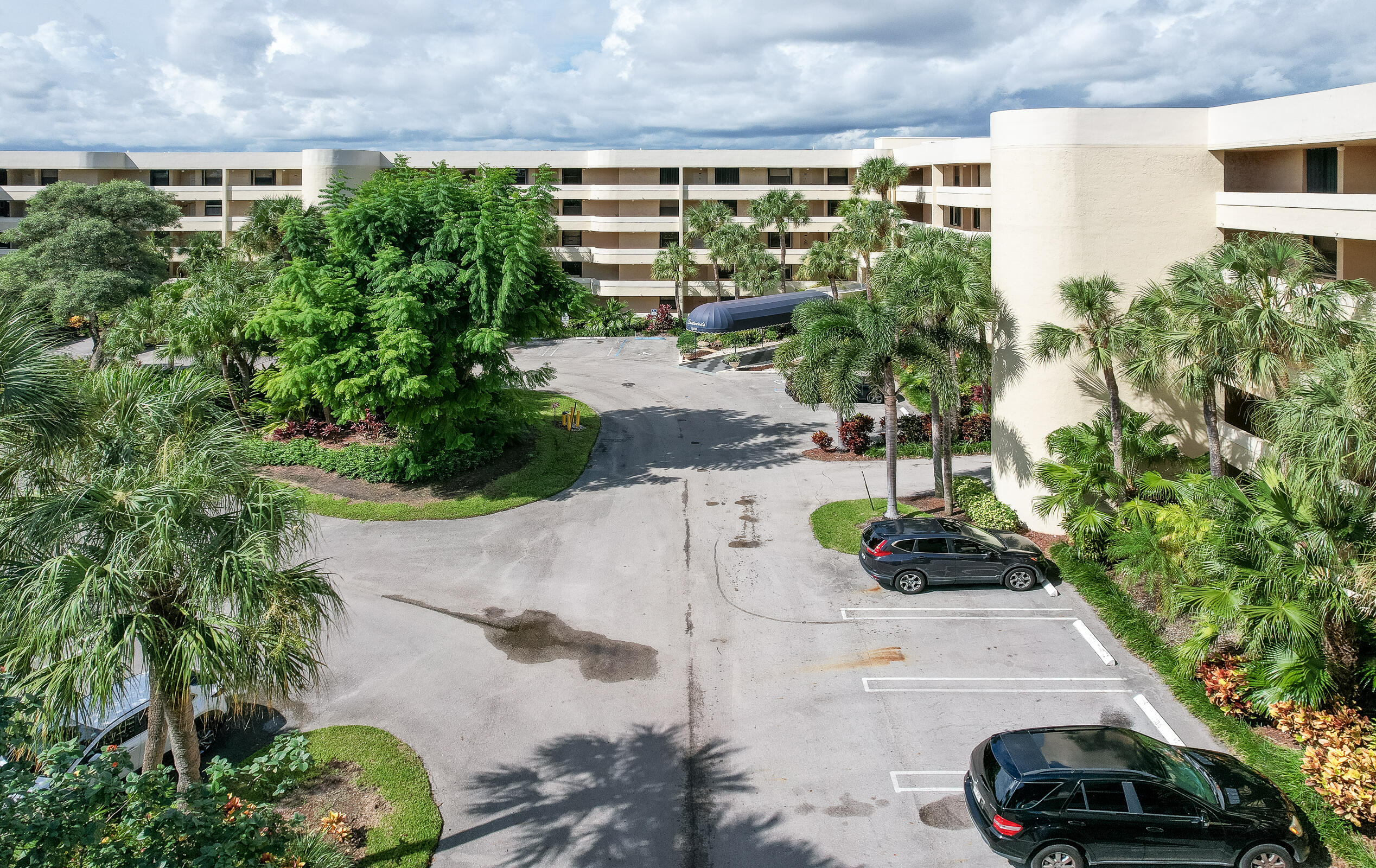 1850 Homewood Boulevard 216