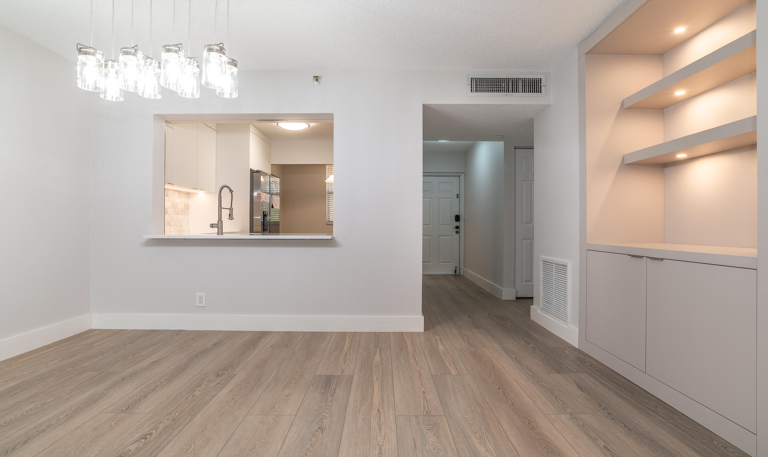 1850 Homewood Boulevard 216