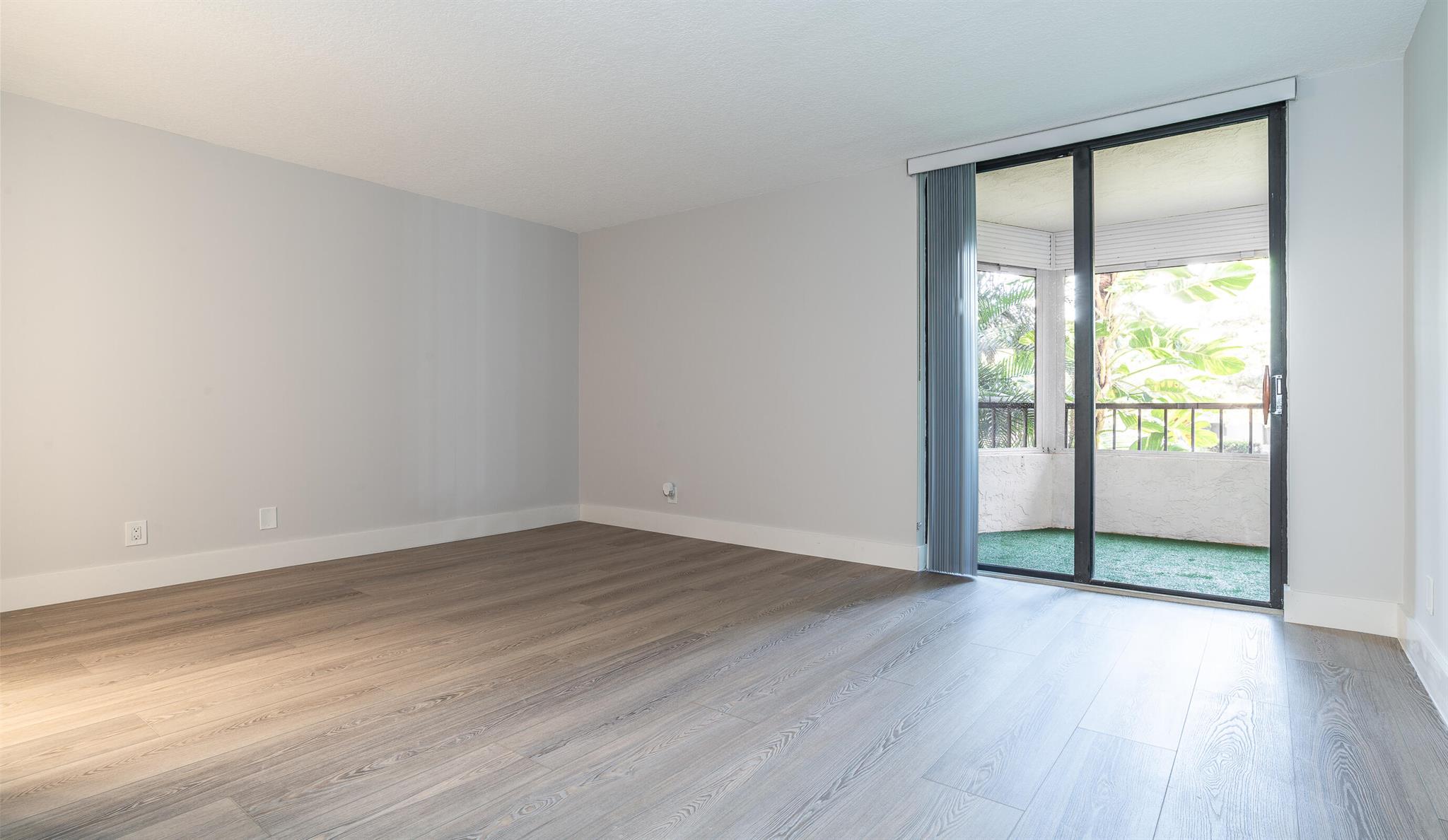 1850 Homewood Boulevard 216