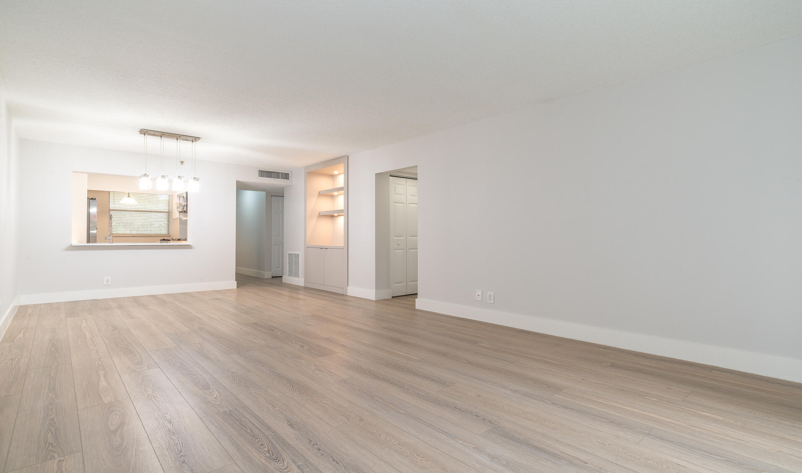 1850 Homewood Boulevard 216