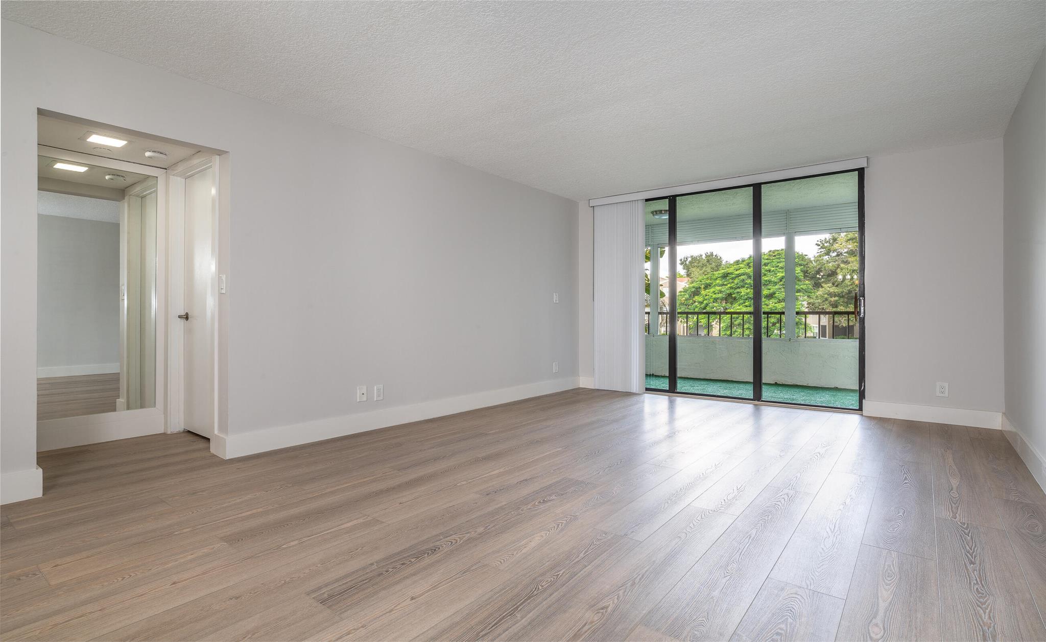 1850 Homewood Boulevard 216