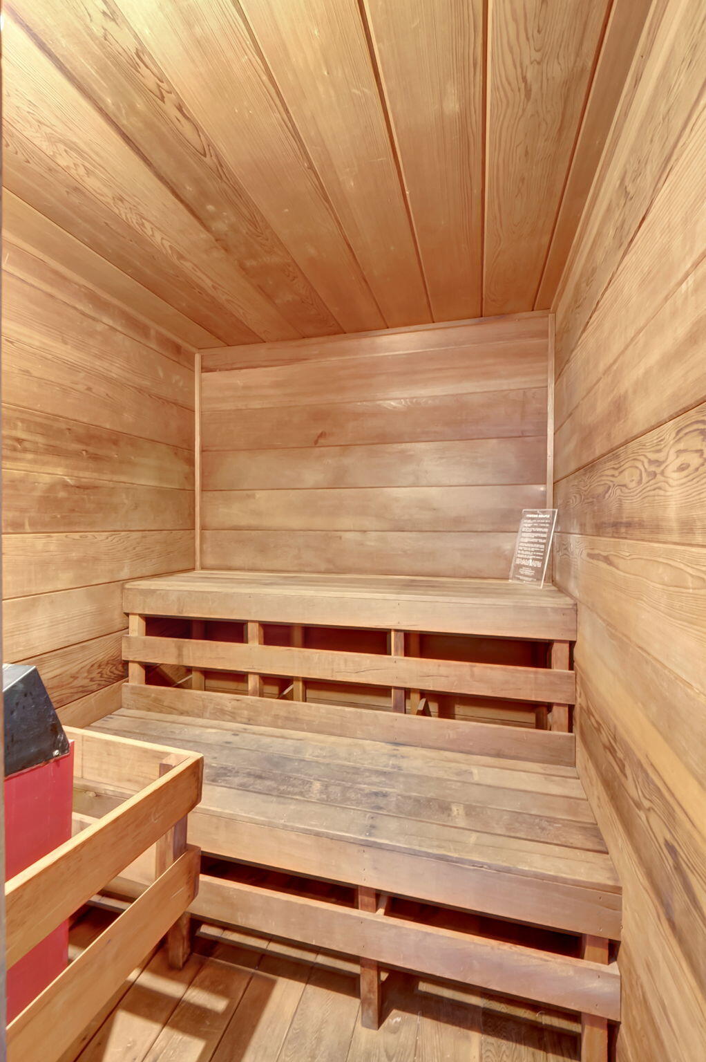 859 Jeffery Street 608