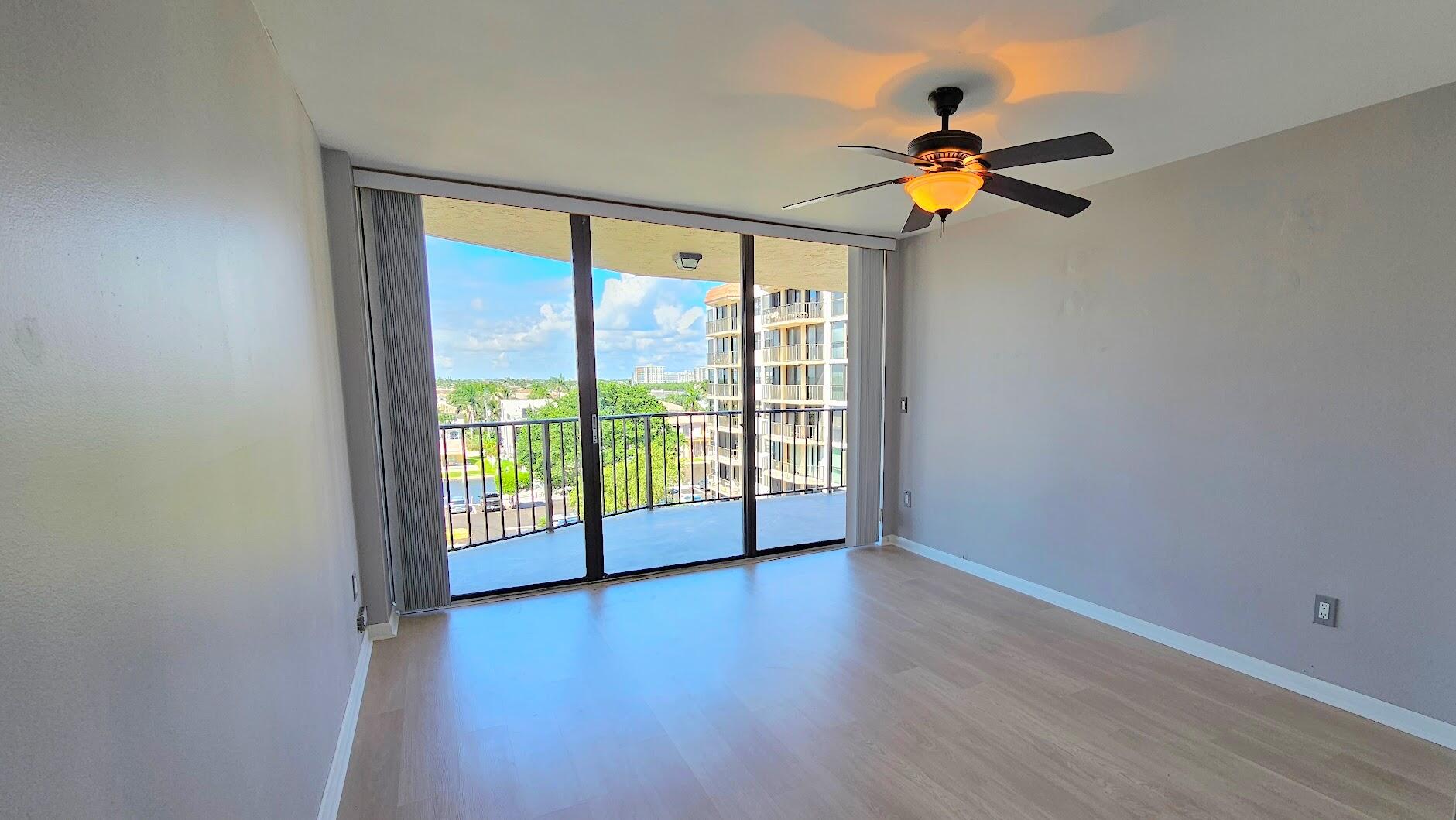 859 Jeffery Street 608