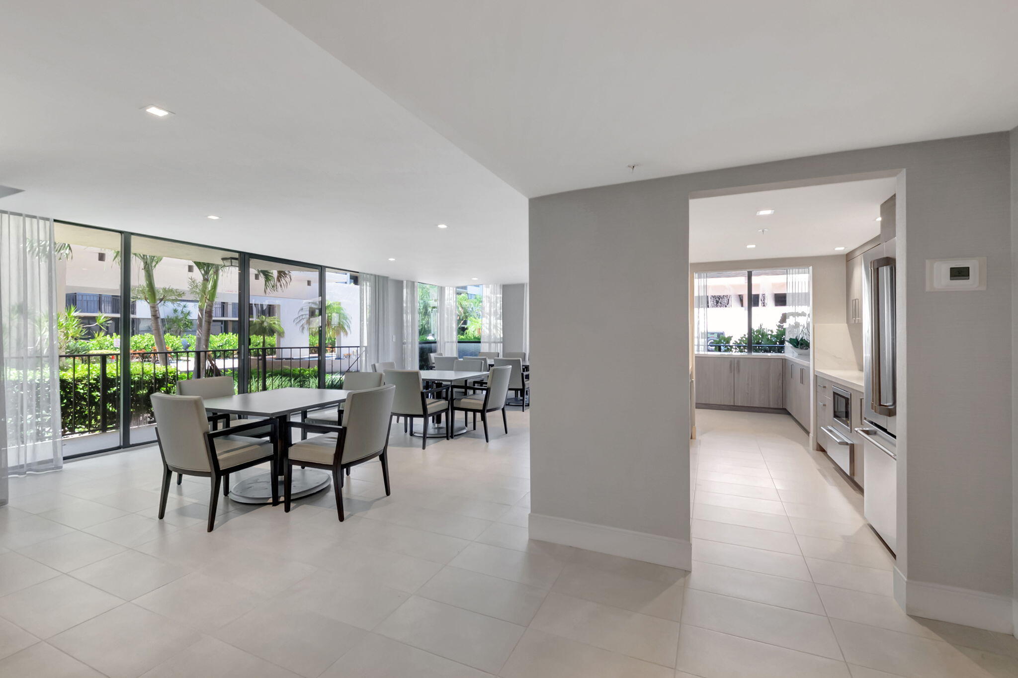 859 Jeffery Street 608