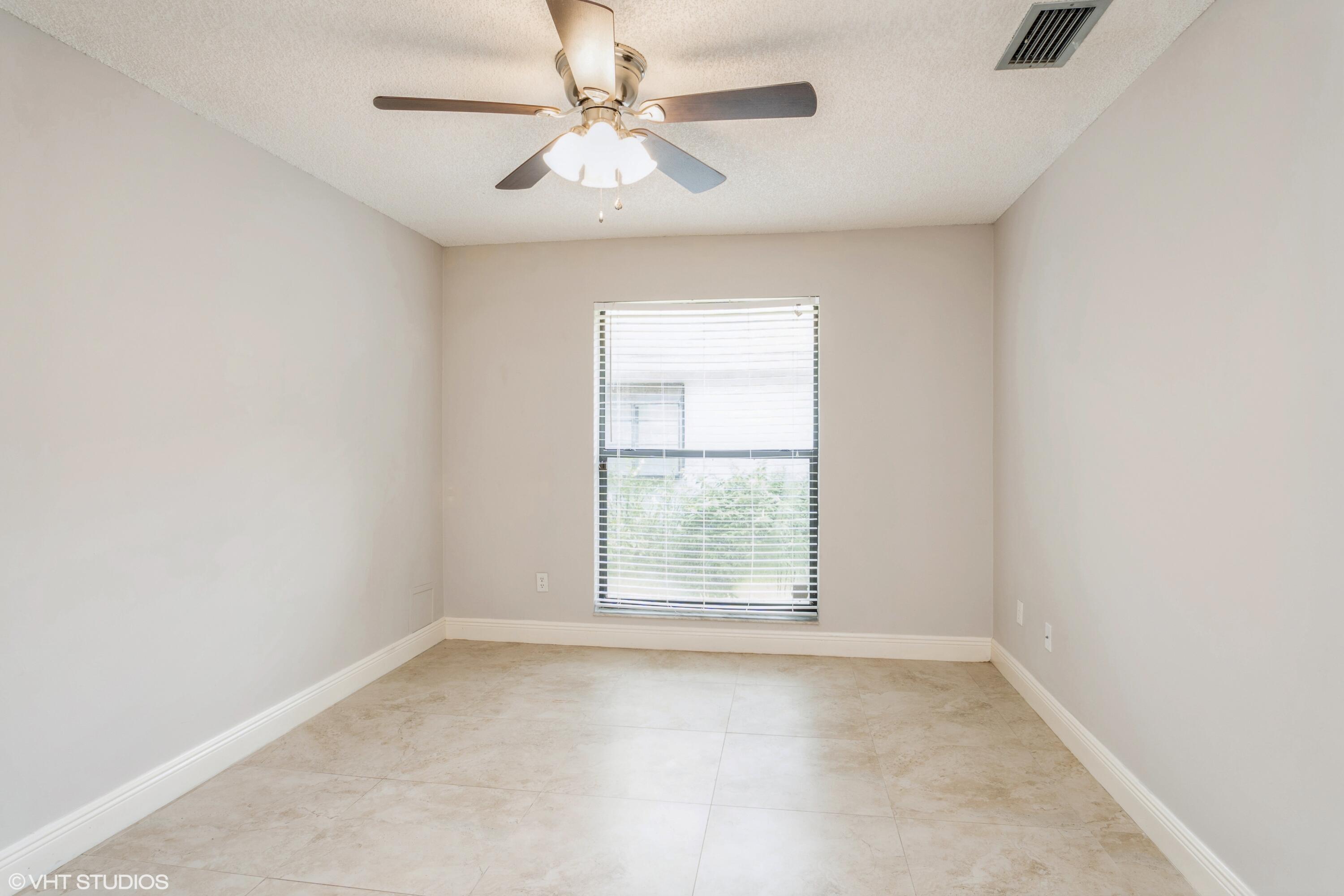 6690 Canary Palm Circle