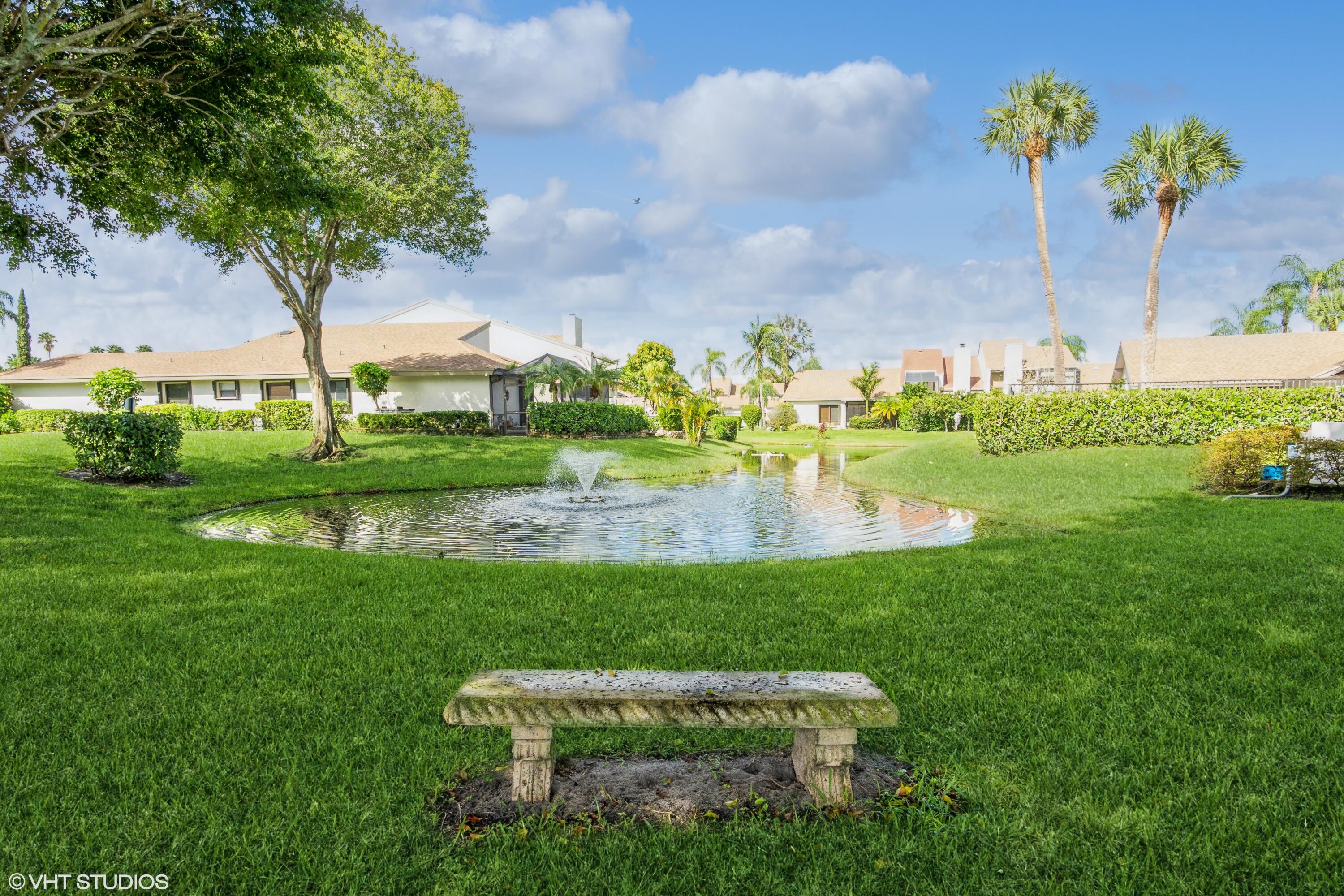 6690 Canary Palm Circle