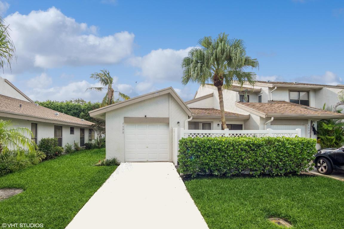 6690 Canary Palm Circle