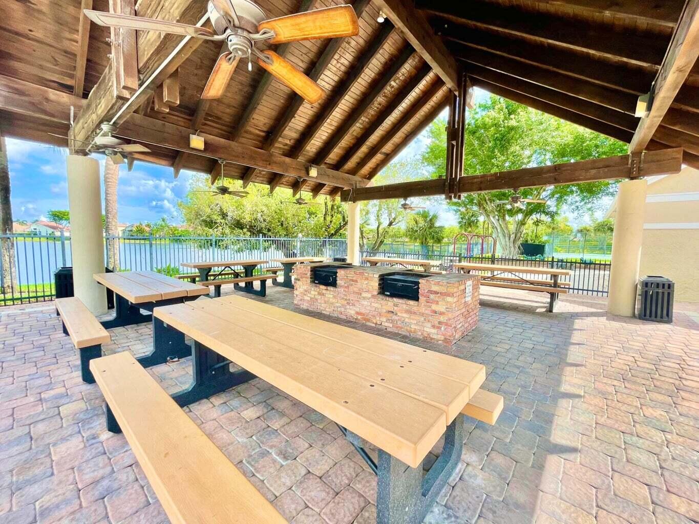 10410 Islander Drive