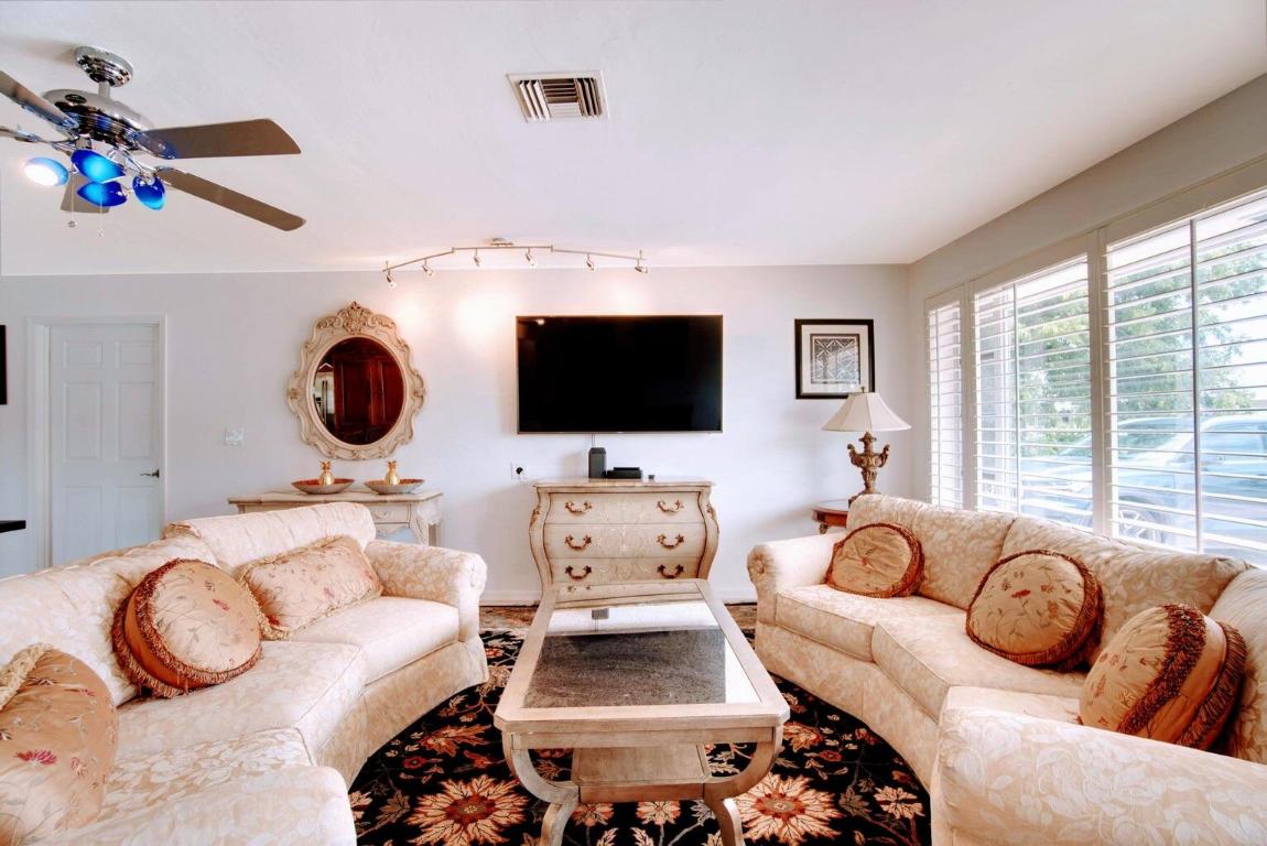 3811 NE 22nd Way, Lighthouse Point