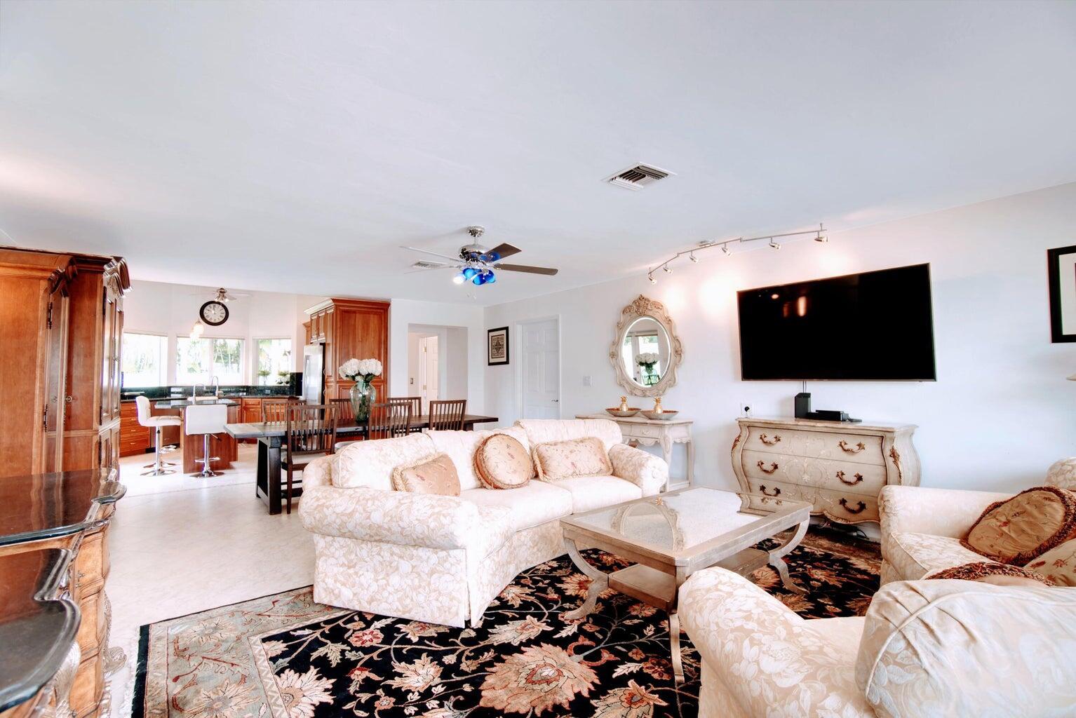 3811 NE 22nd Way, Lighthouse Point