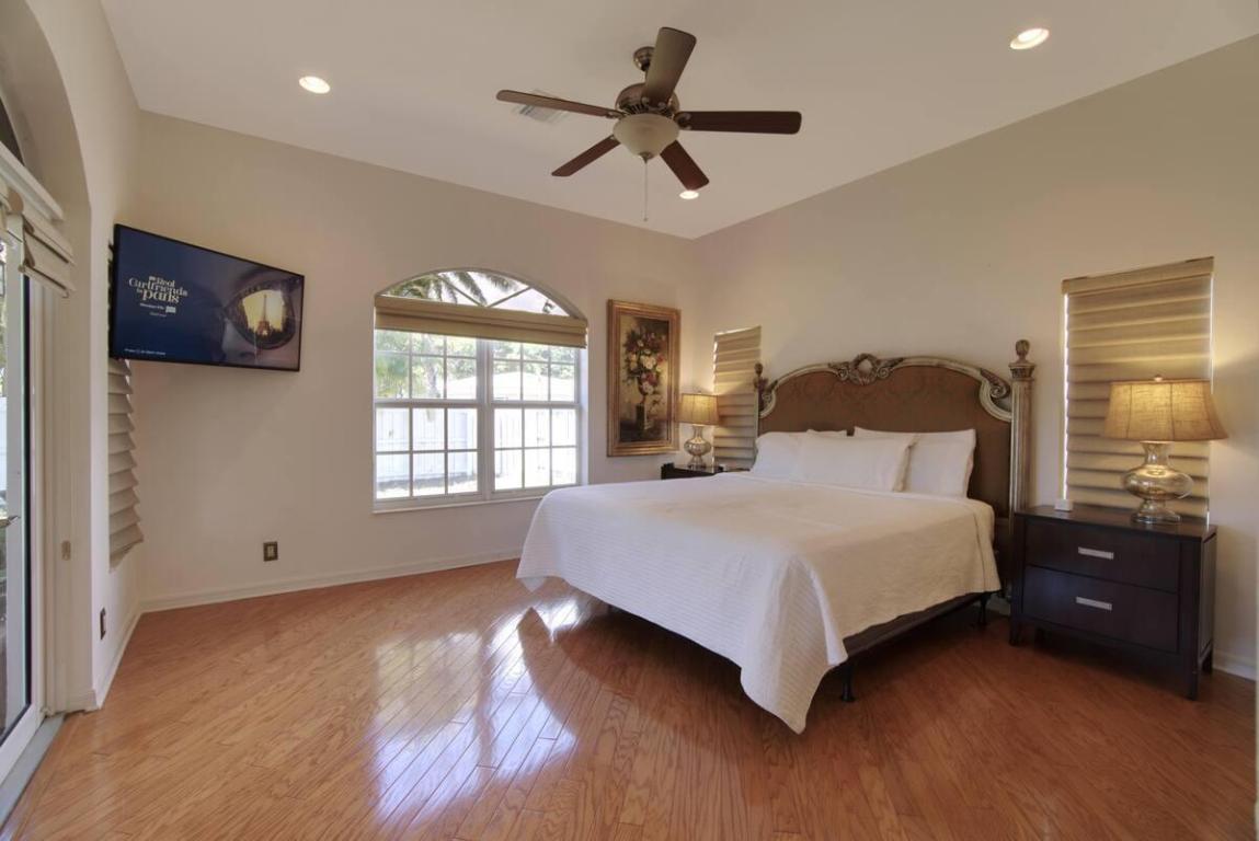 3811 NE 22nd Way, Lighthouse Point