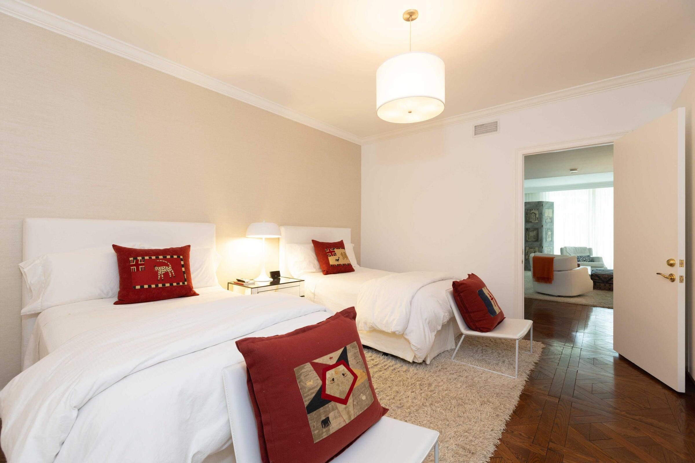 500 SE 5th Avenue 402s