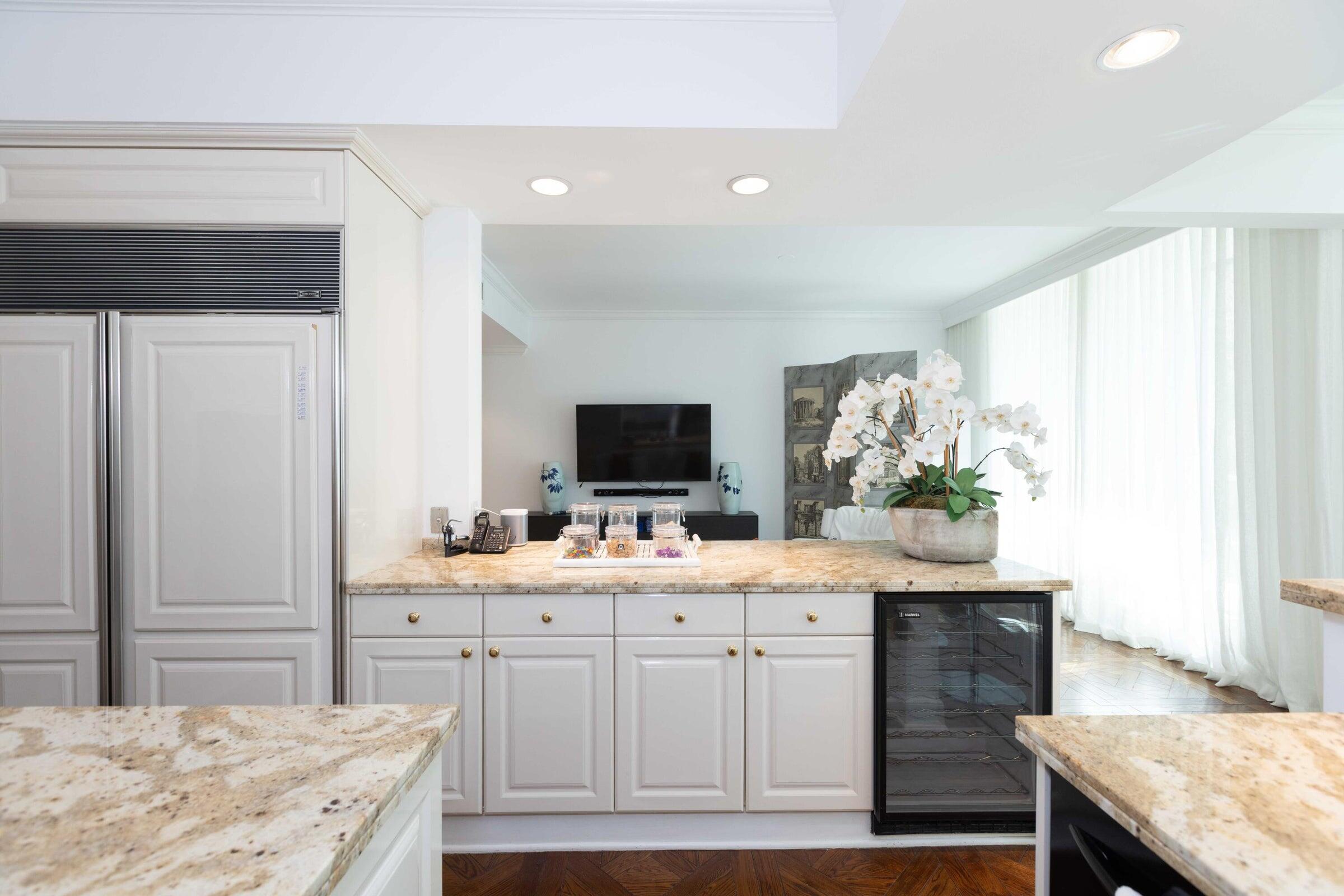 500 SE 5th Avenue 402s