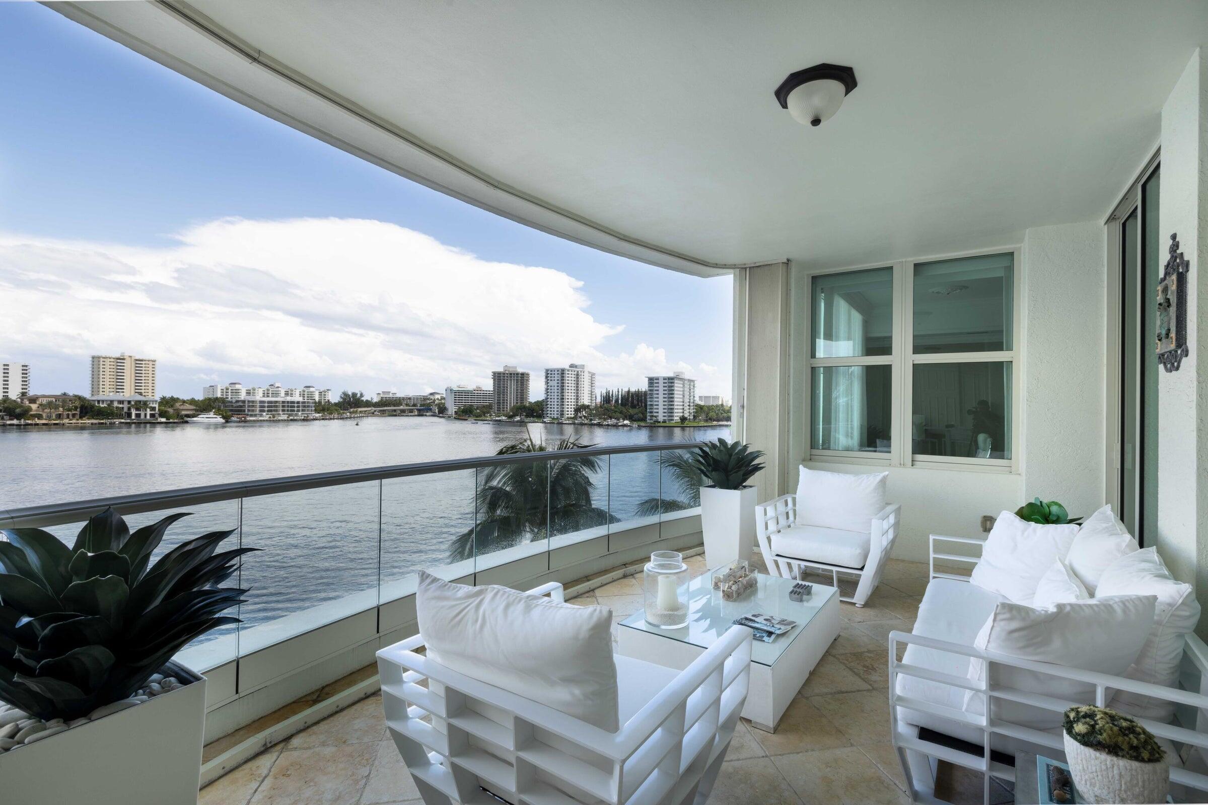 500 SE 5th Avenue 402s