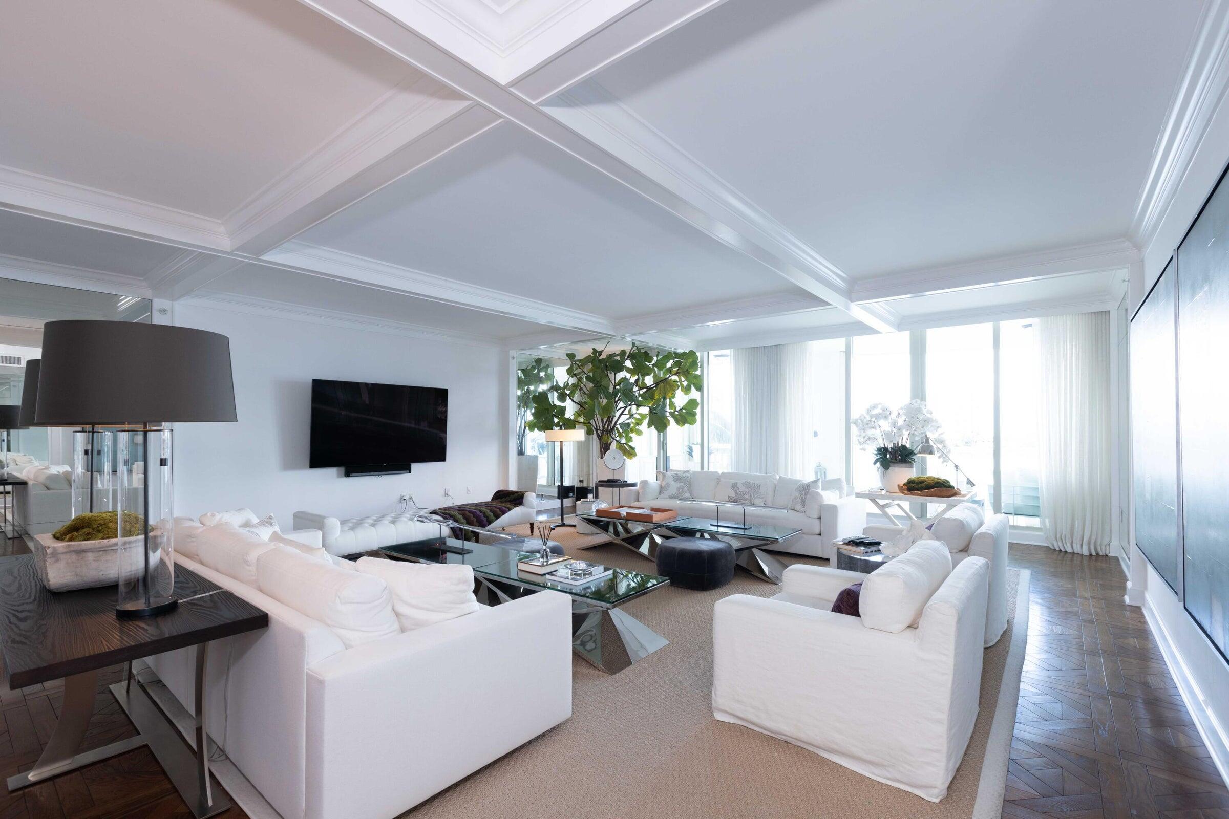 500 SE 5th Avenue 402s