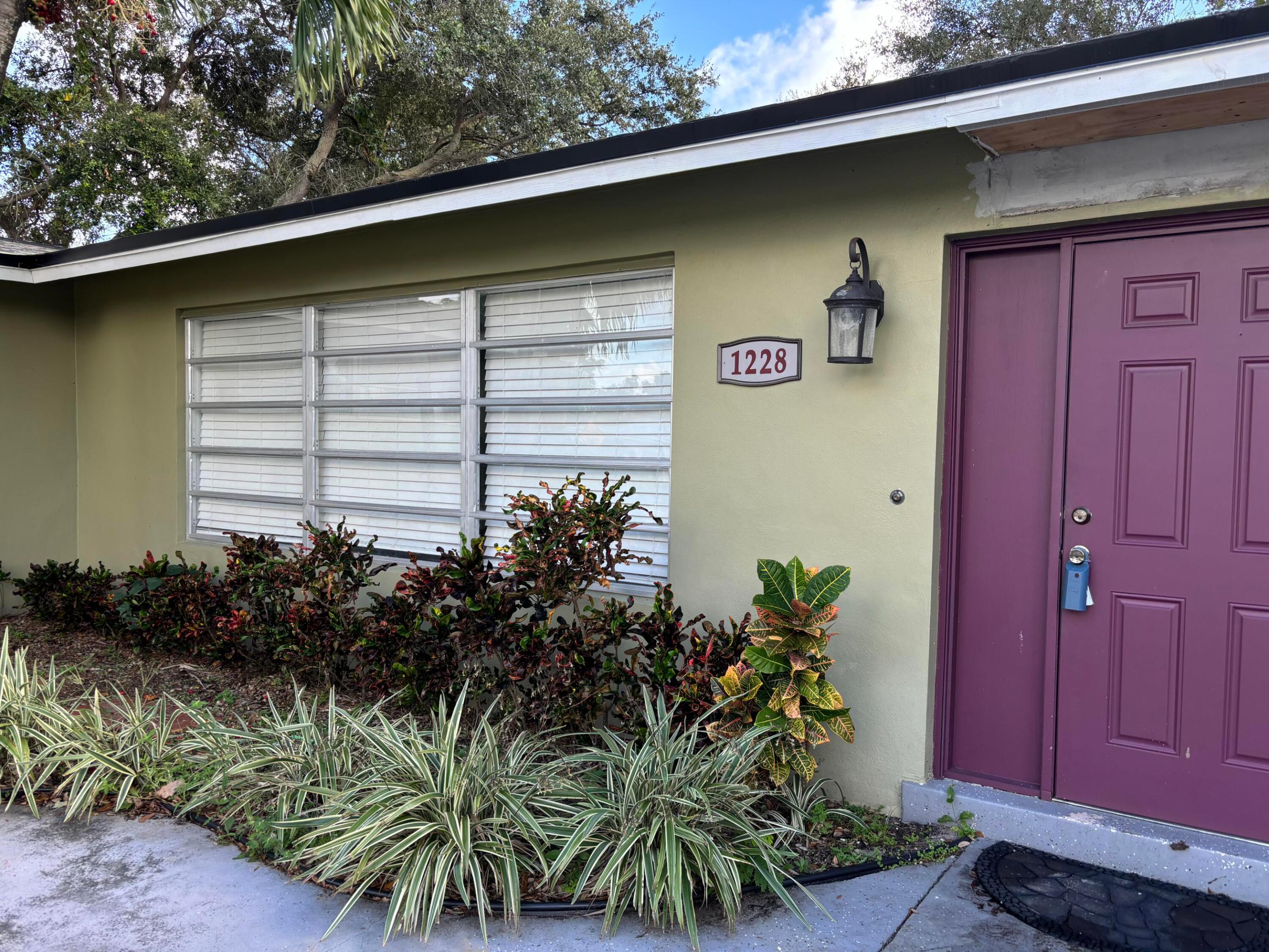 1228 NW 4th Street