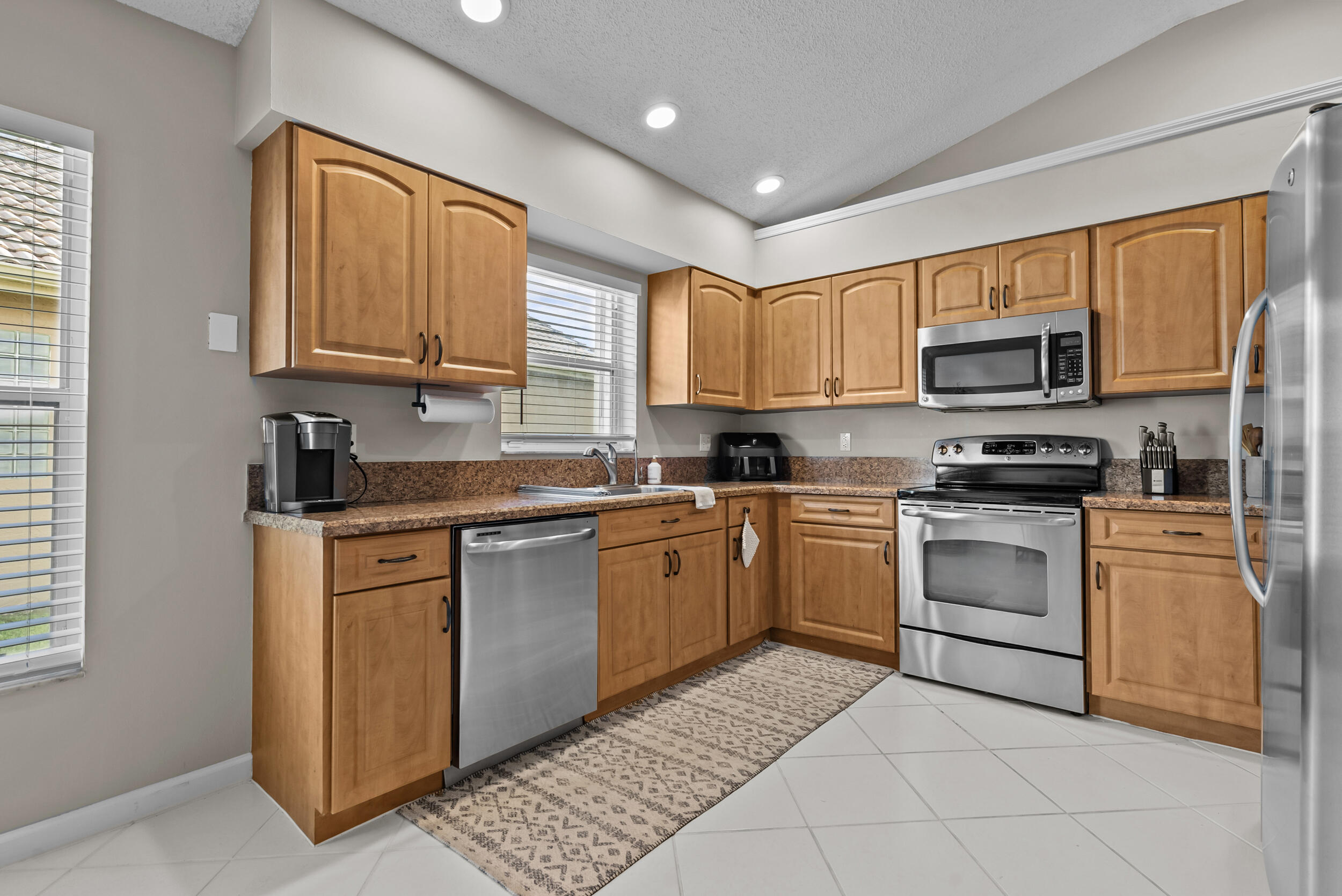 7564 Stirling Bridge Boulevard N