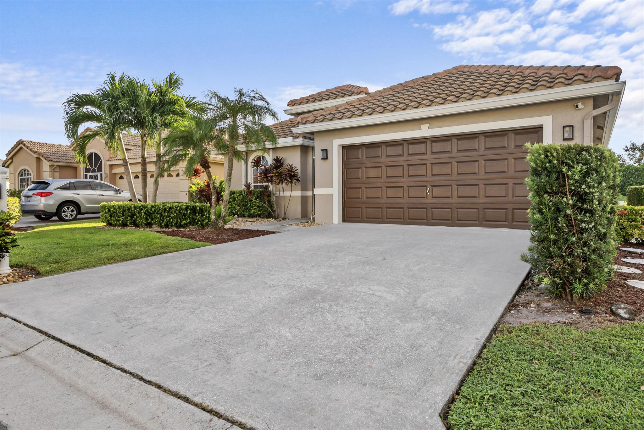 7564 Stirling Bridge Boulevard N