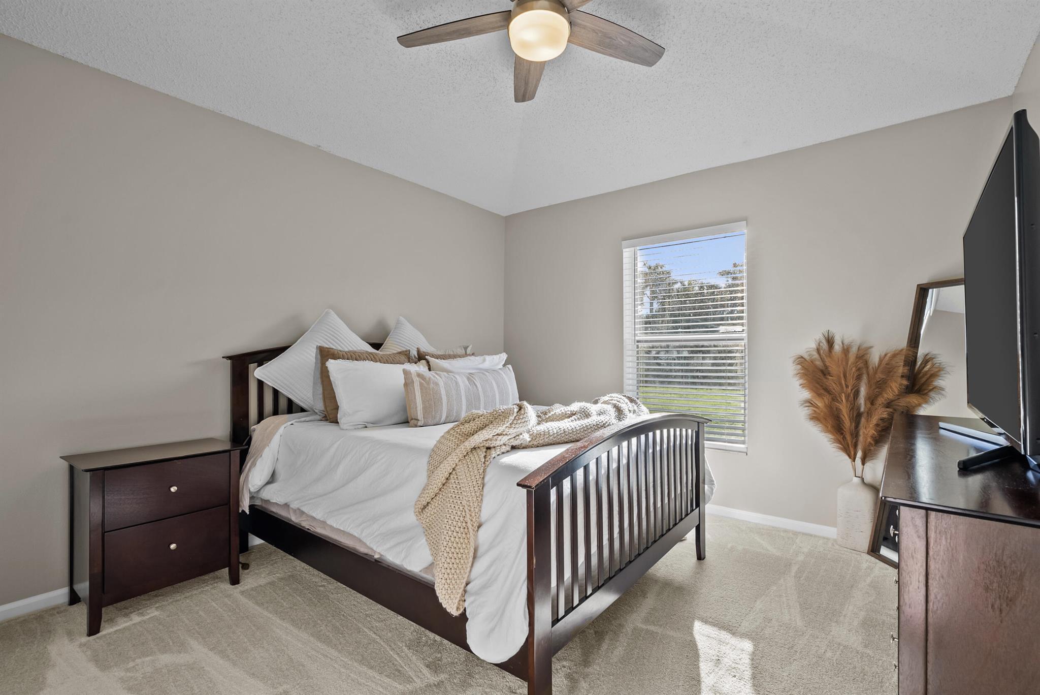 7564 Stirling Bridge Boulevard N