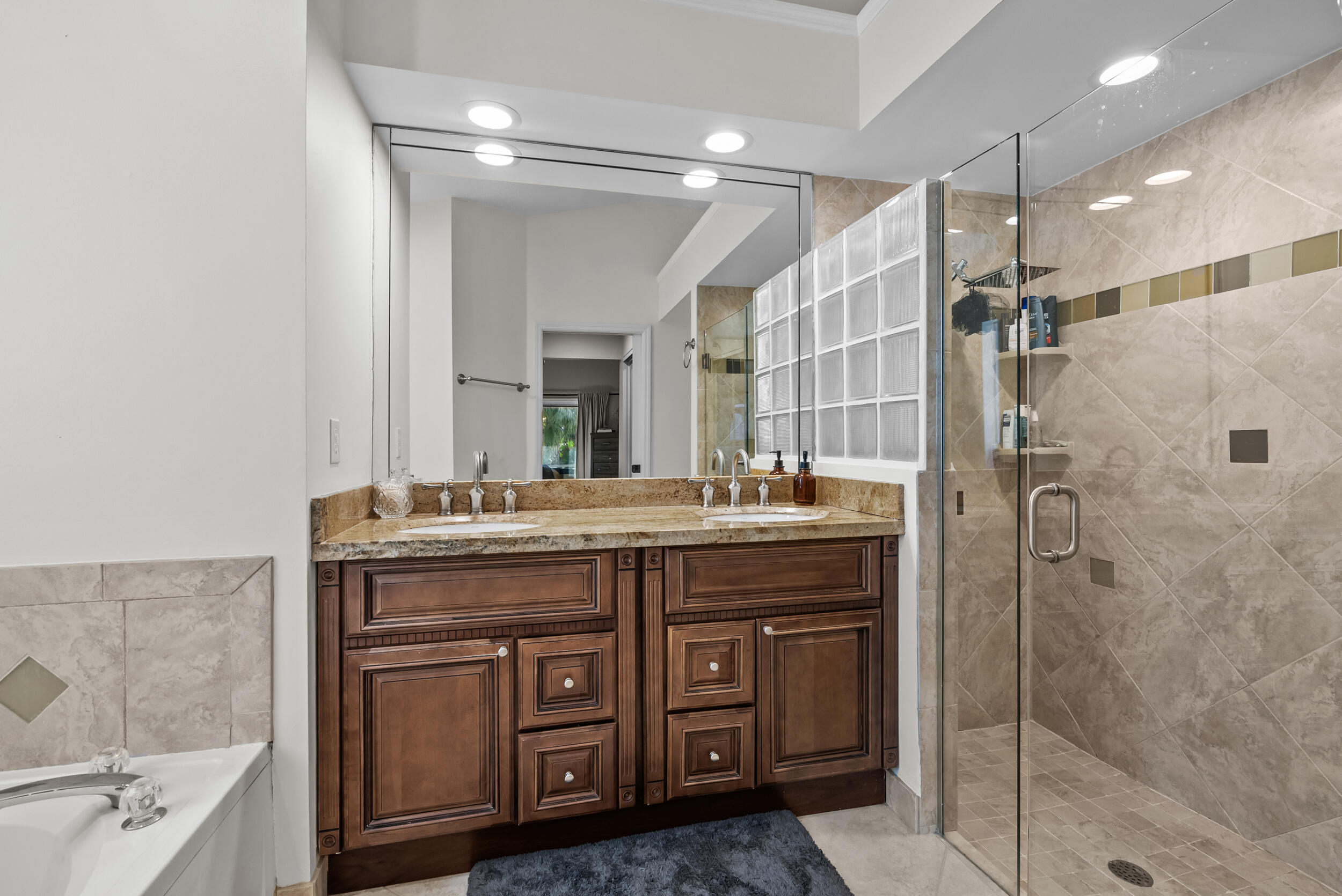 7564 Stirling Bridge Boulevard N