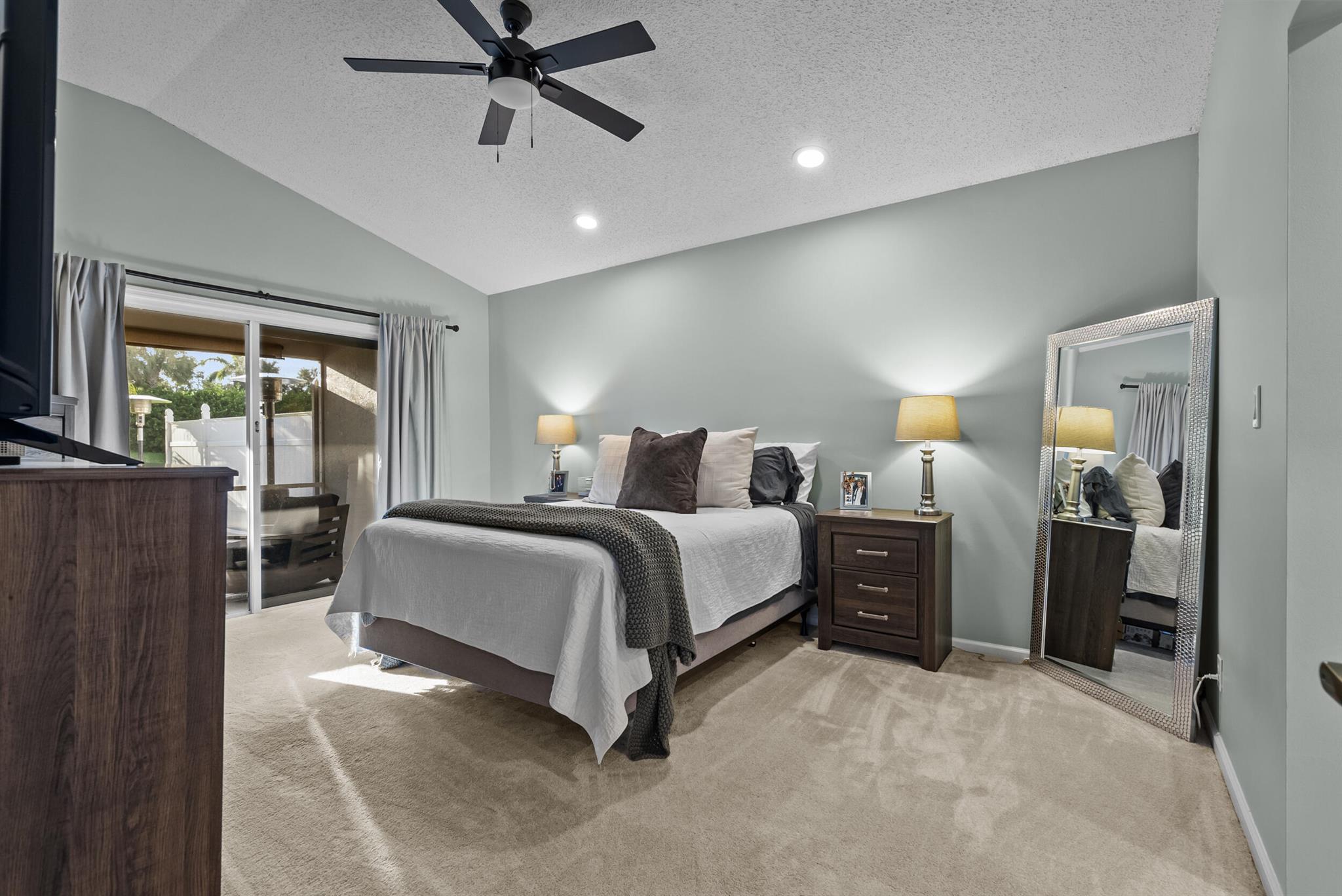 7564 Stirling Bridge Boulevard N