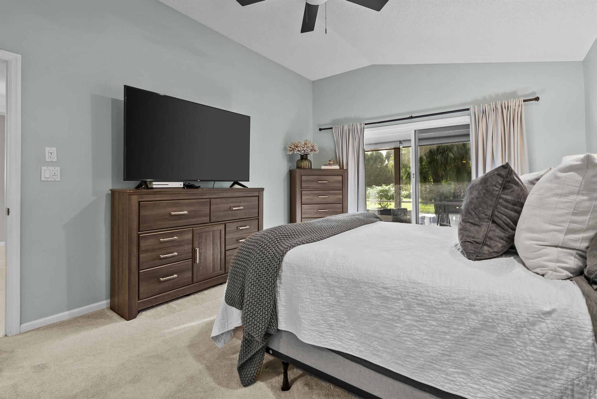 7564 Stirling Bridge Boulevard N