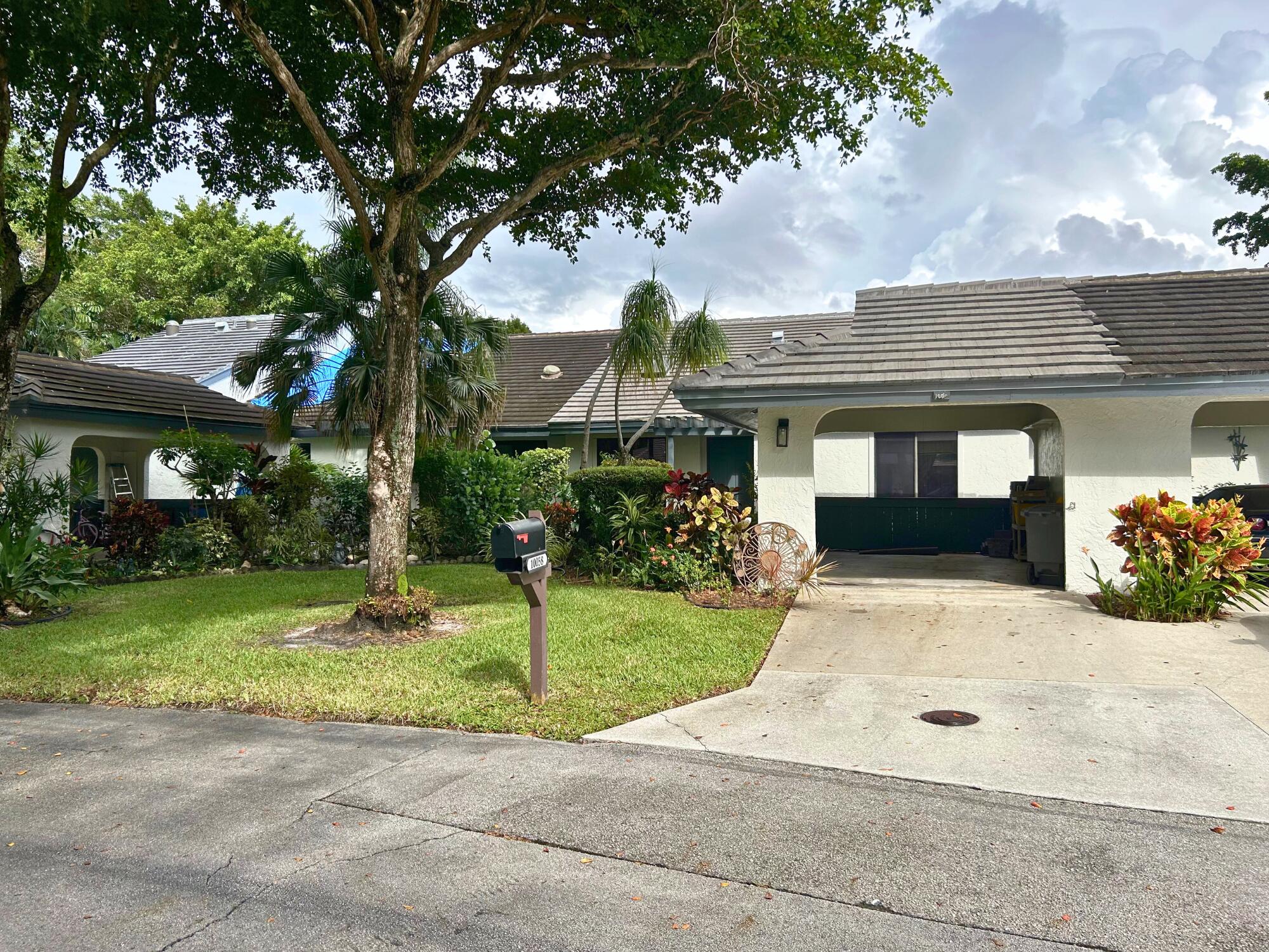 10058 Laurelwood Place