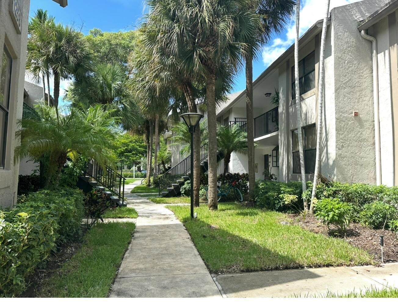 1256 S Military Trail 923