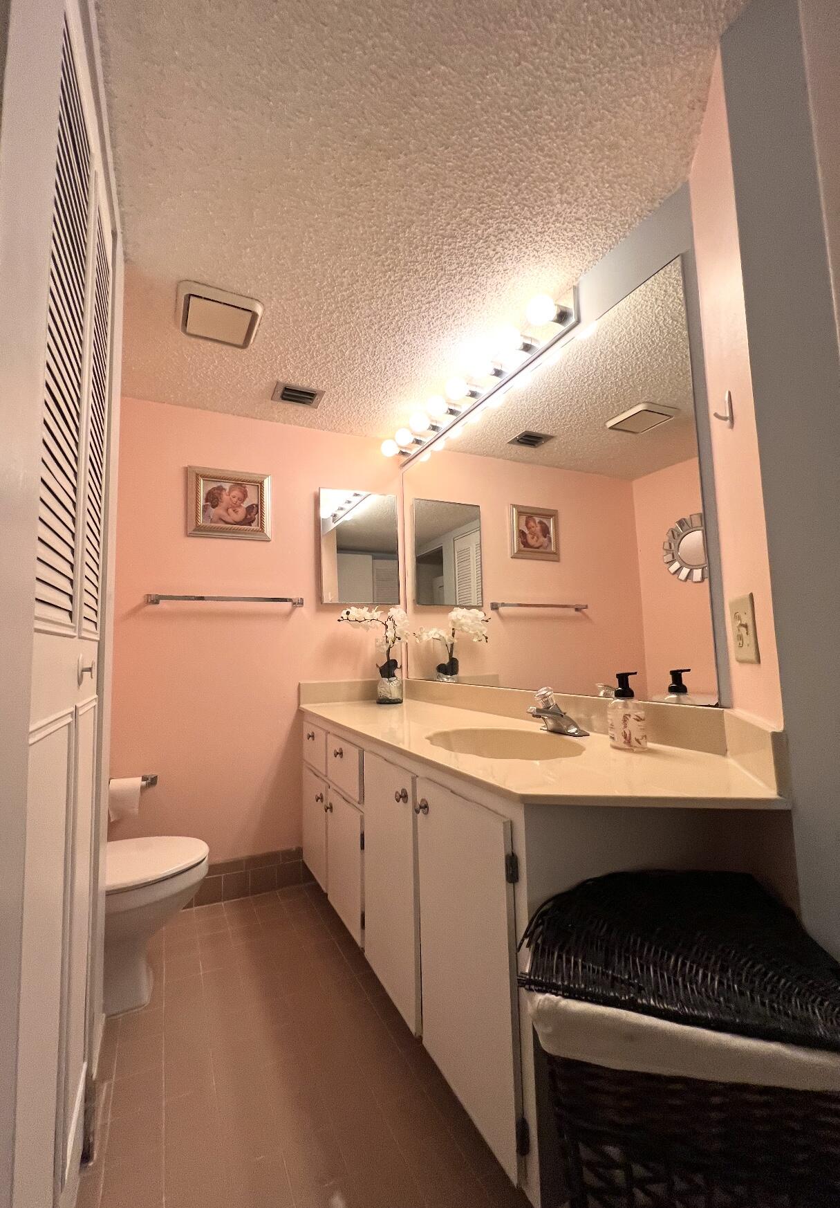 1256 S Military Trail 923