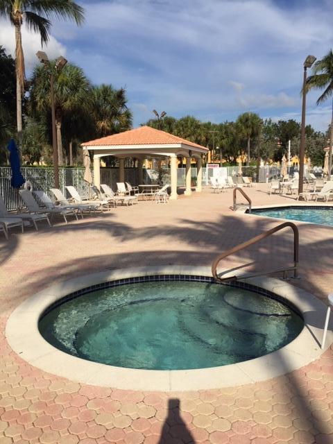 15427 Watershore Lane