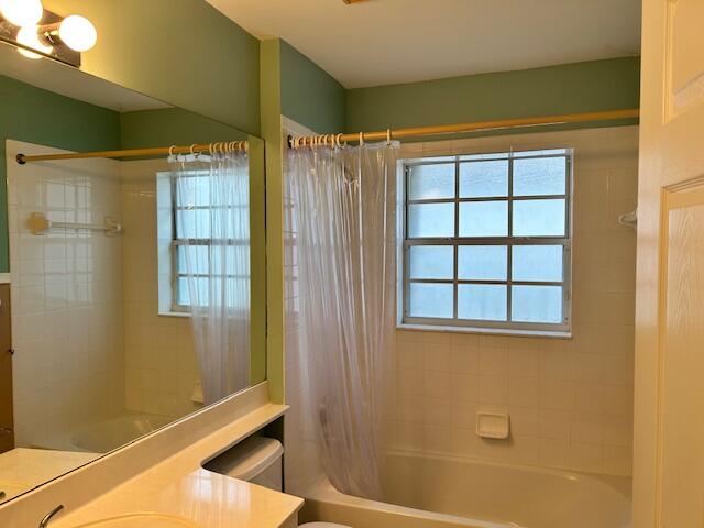 15427 Watershore Lane