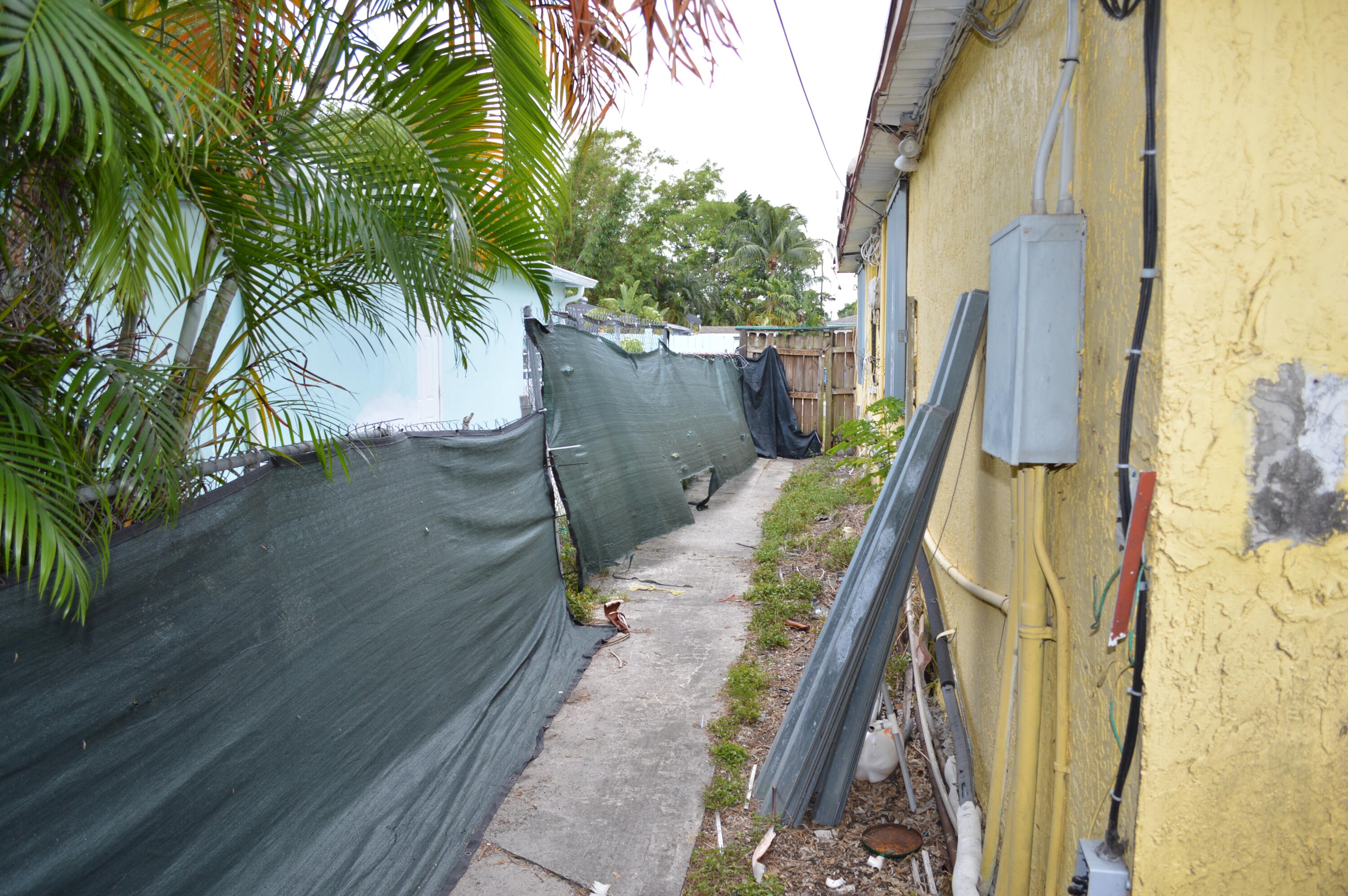 1329 SW 31st Street