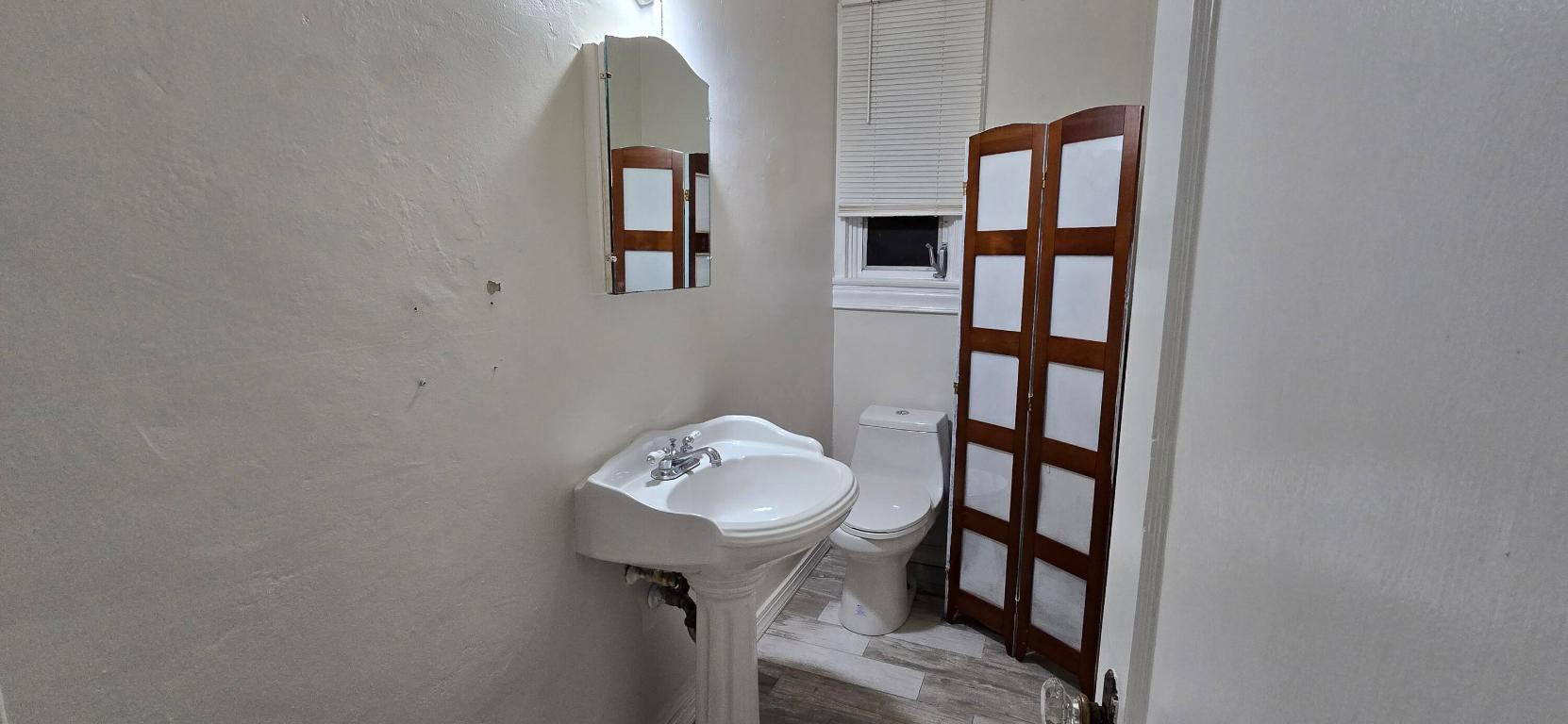 333 Walton Boulevard 1