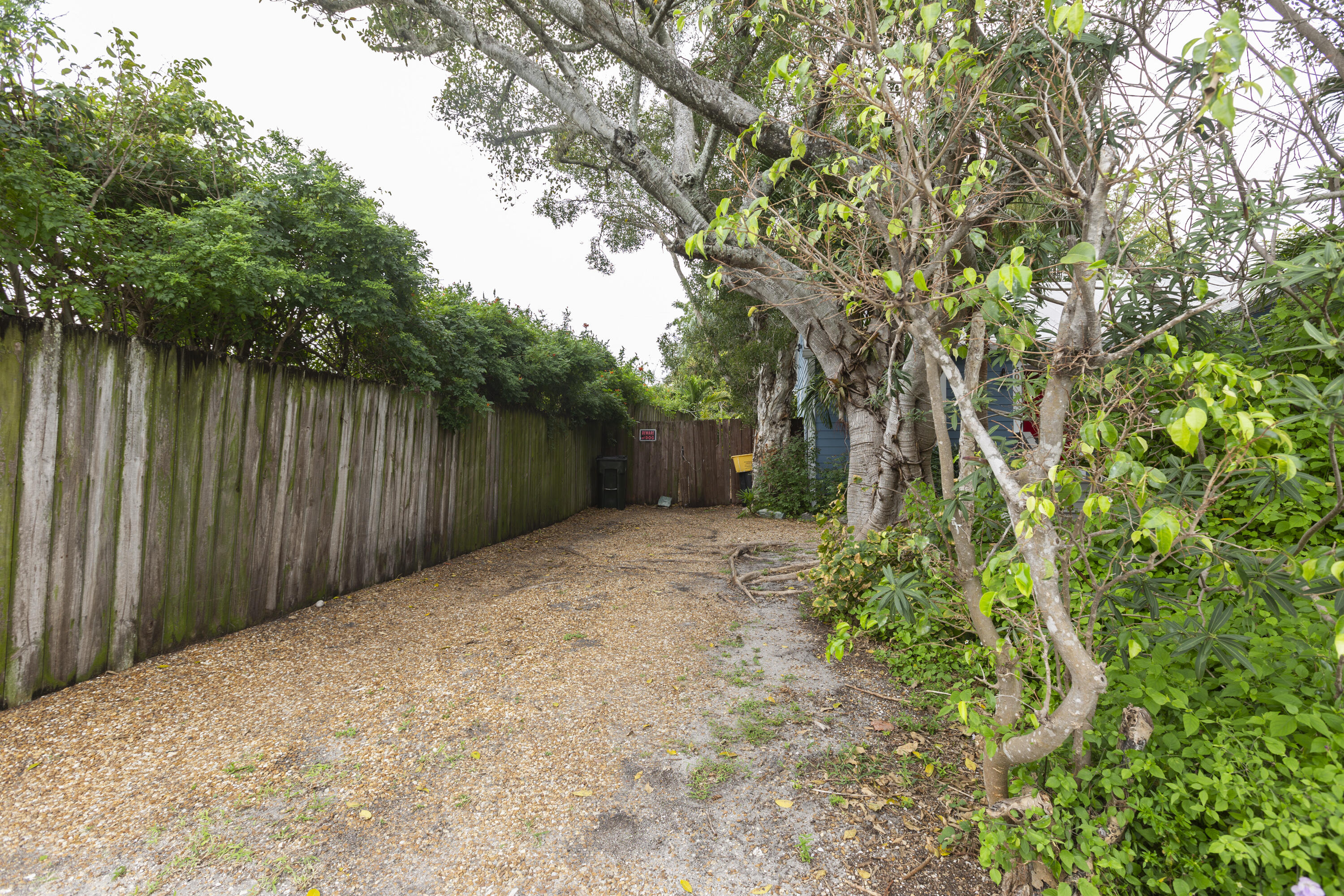 304 SE 3rd Avenue
