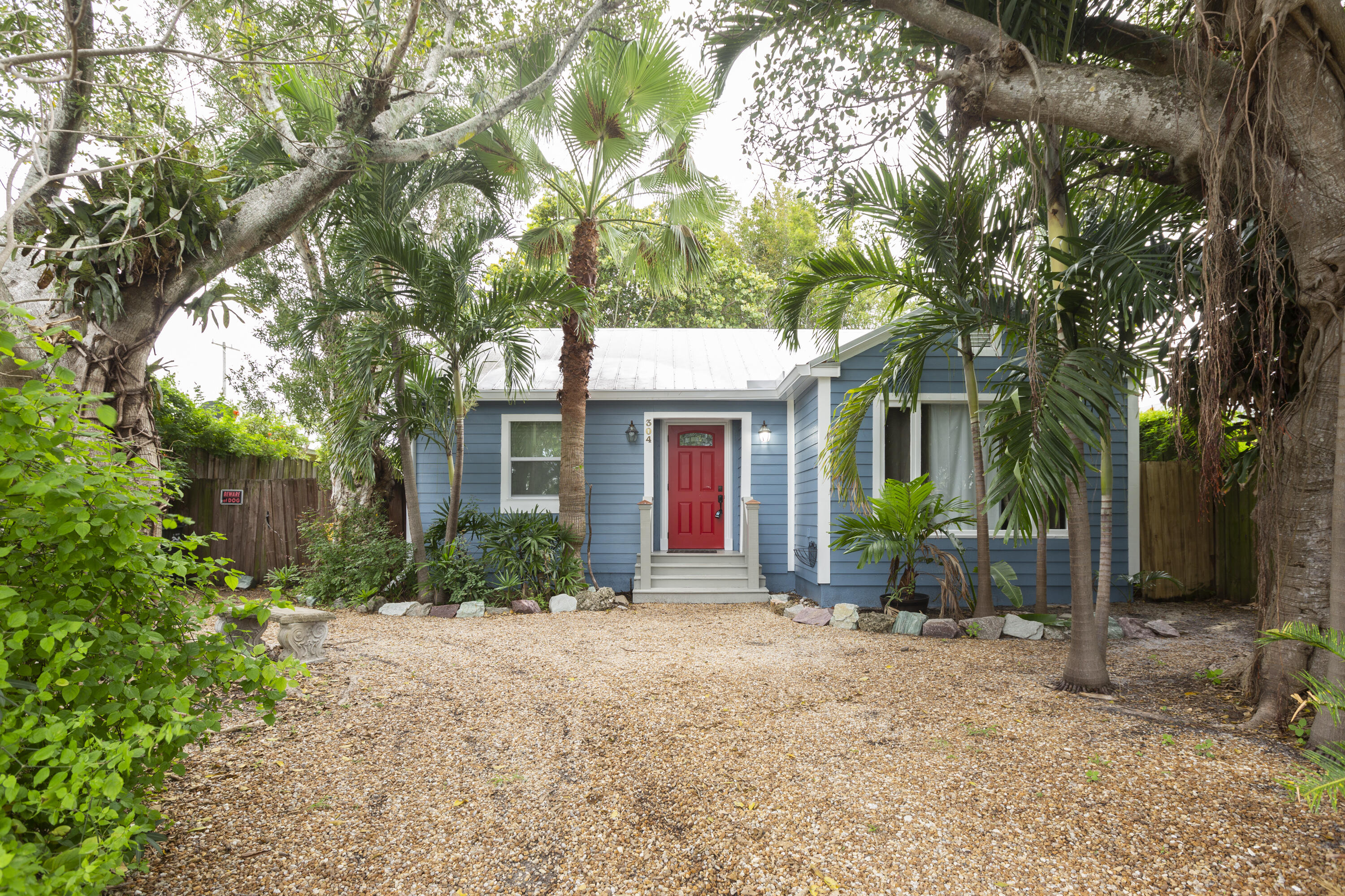 304 SE 3rd Avenue