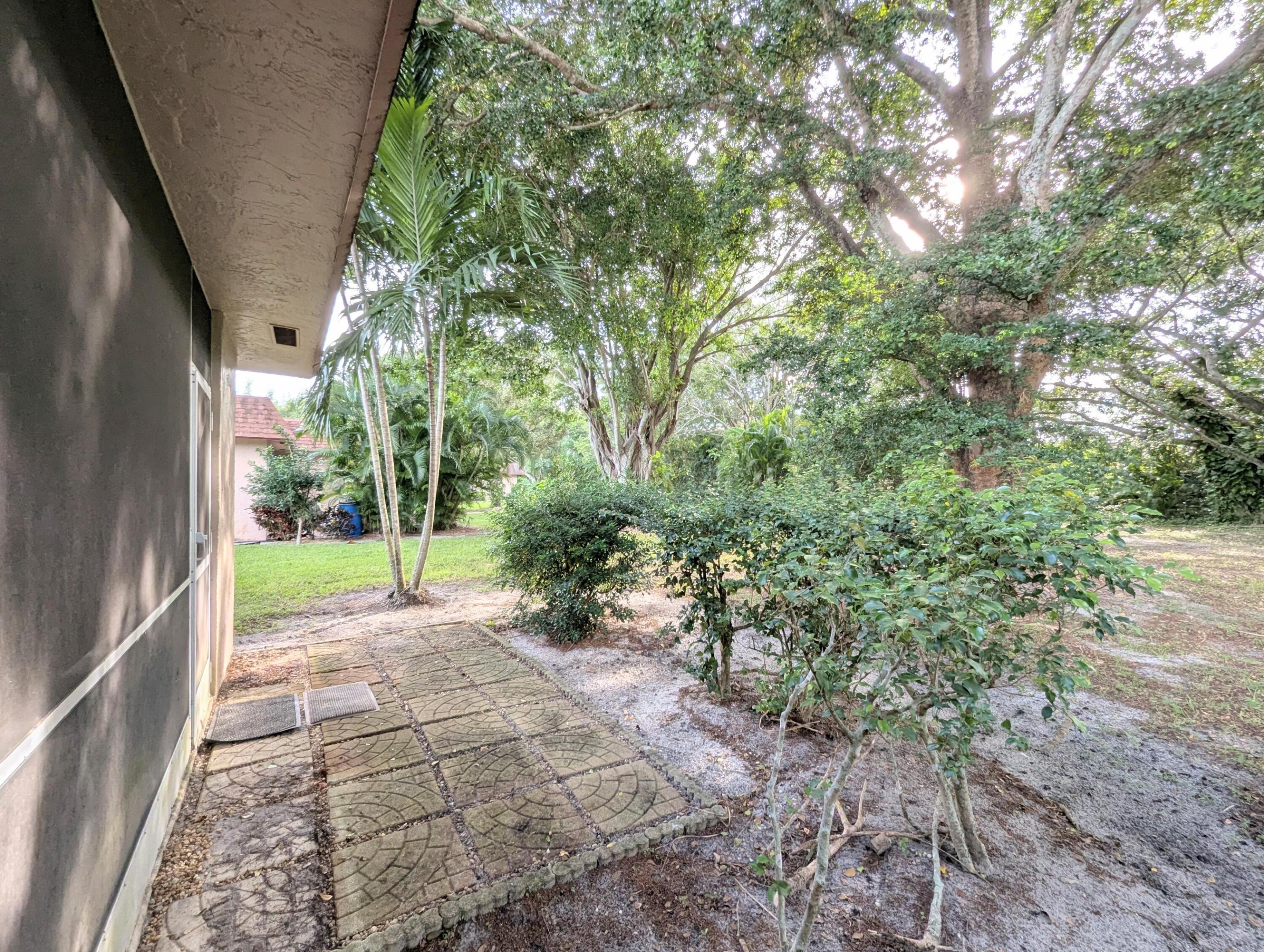 1914 Palmland Drive B