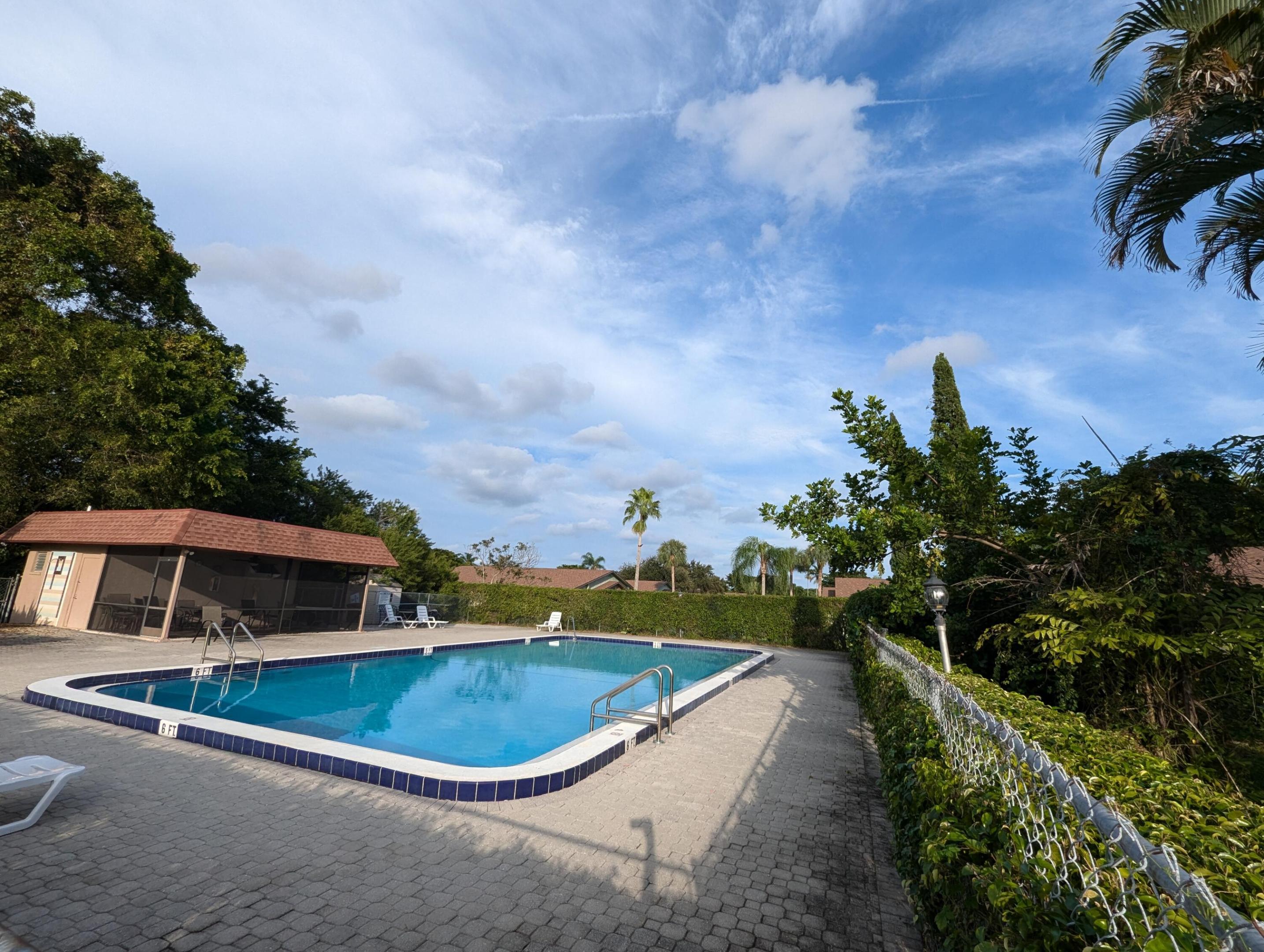 1914 Palmland Drive B