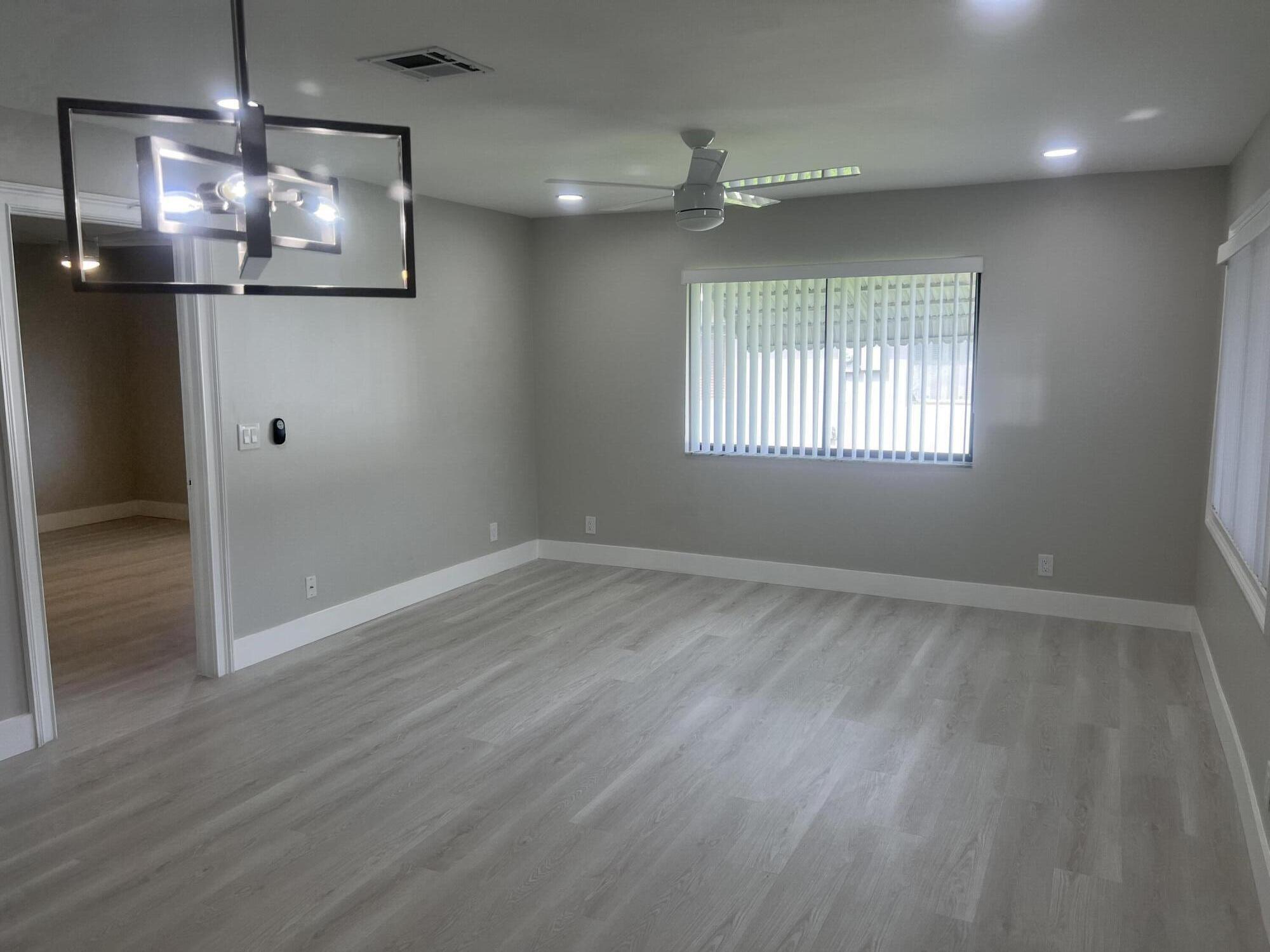 14910 Wildflower Lane