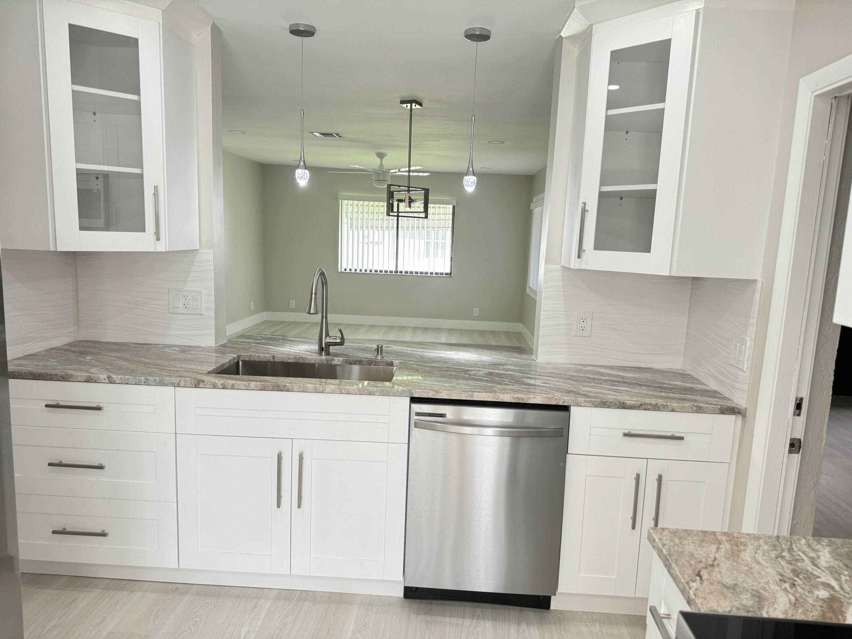 14910 Wildflower Lane
