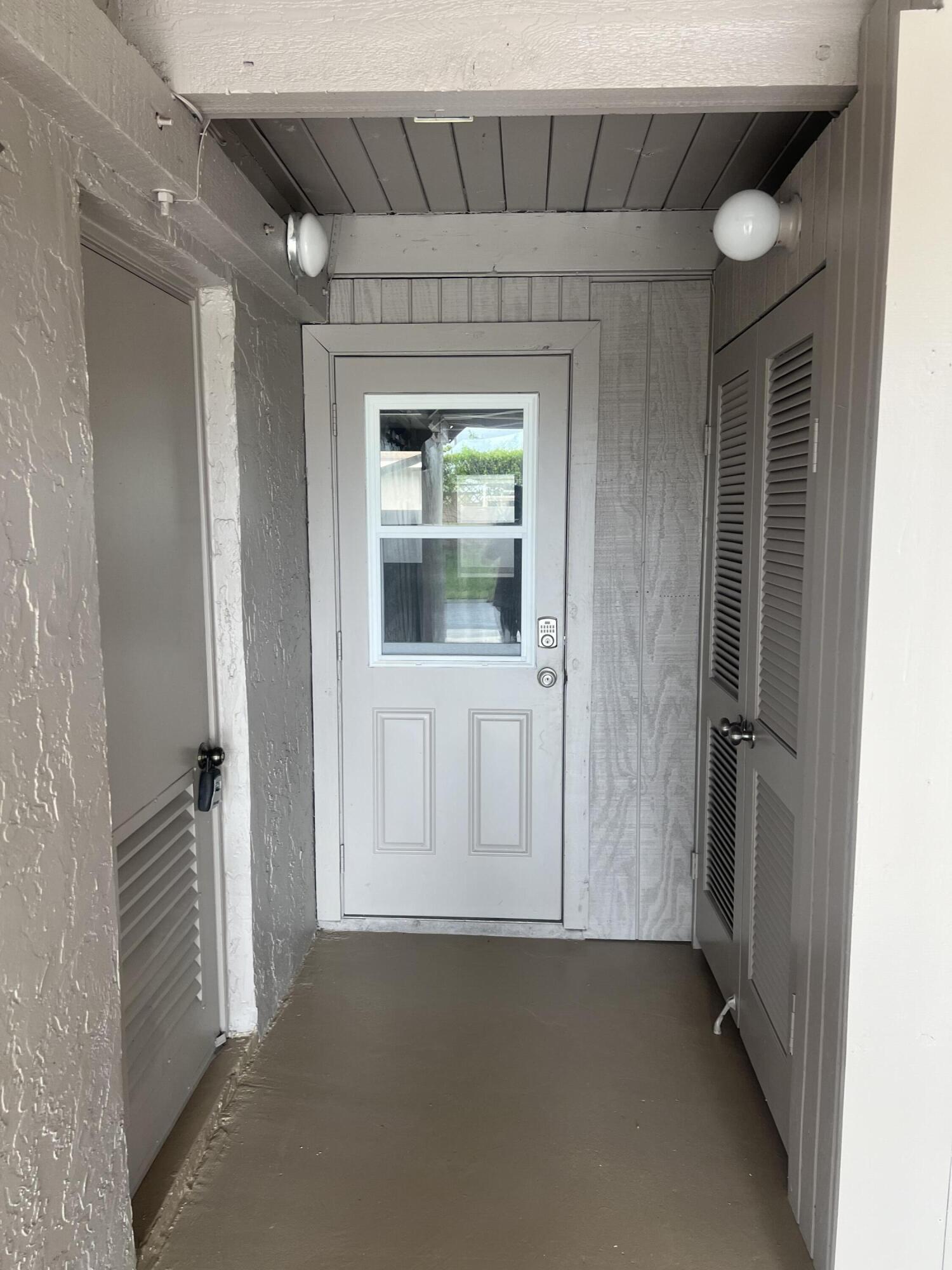 14910 Wildflower Lane