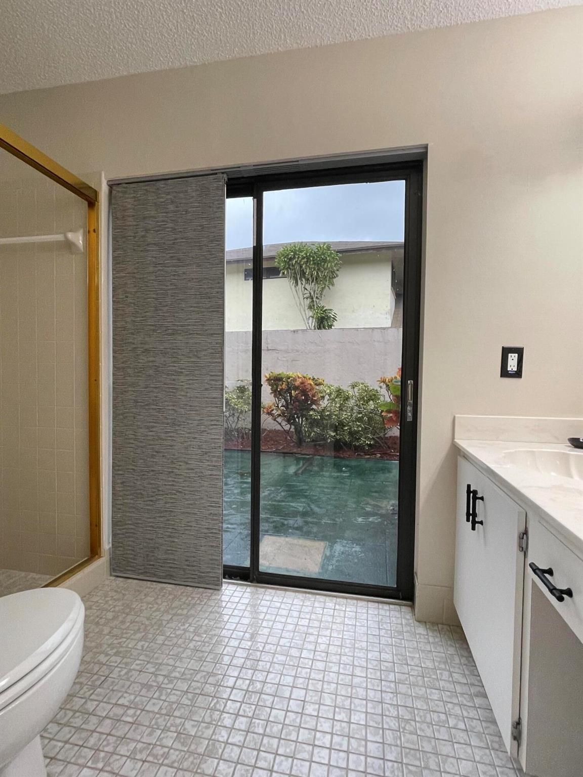 354 SW 28th Avenue